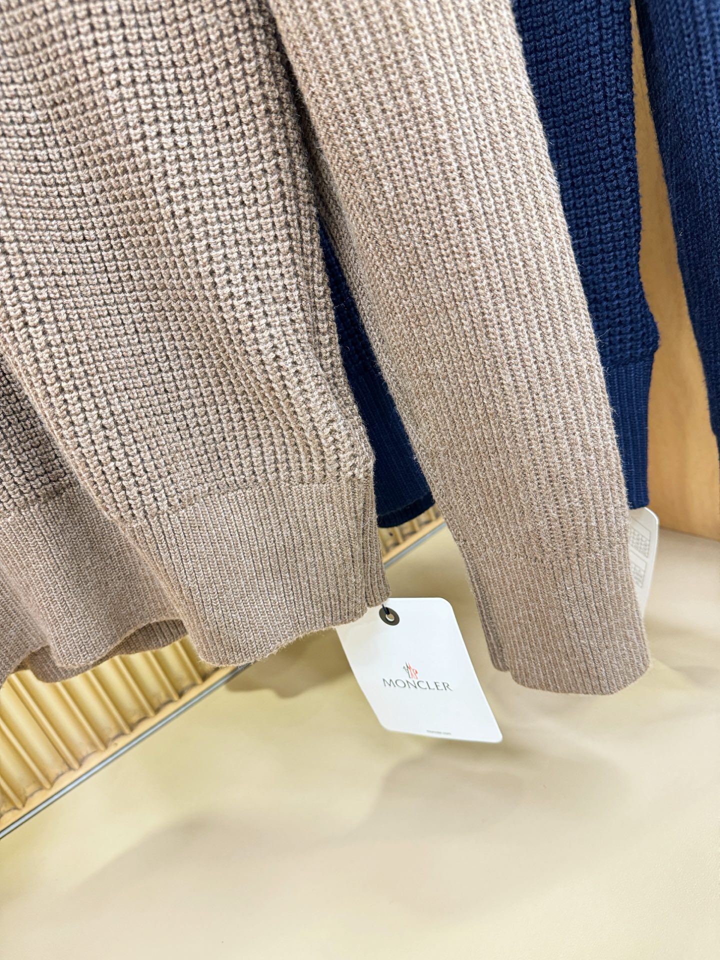 顶级版本Moncler蒙口 专柜同步冬季新款羊毛衫（绵羊毛100%）甄选客供进口100％绵羊毛材质！面料