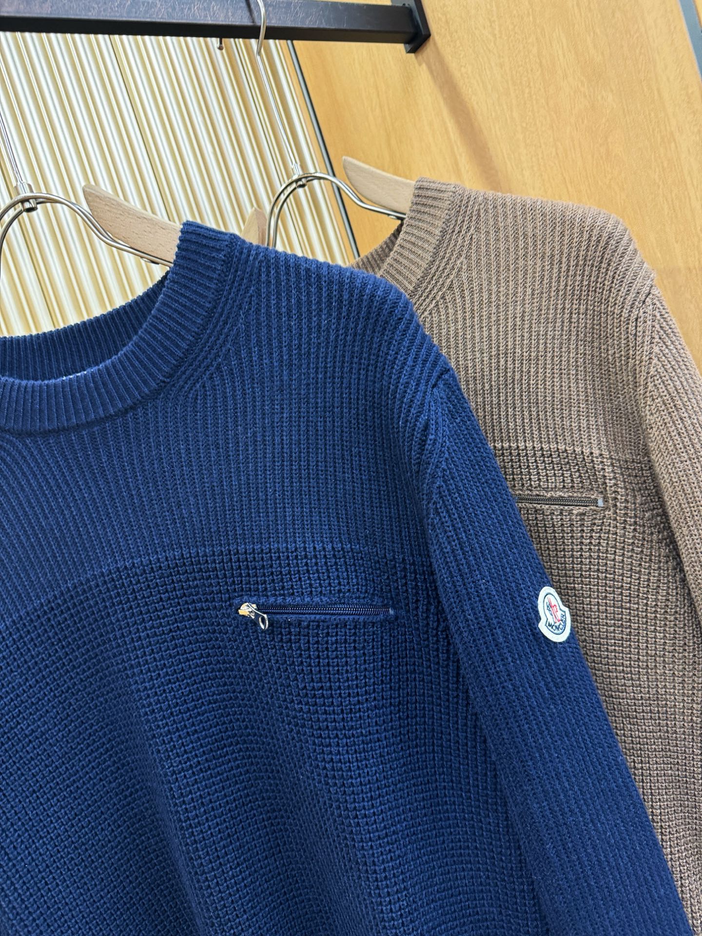 顶级版本Moncler蒙口 专柜同步冬季新款羊毛衫（绵羊毛100%）甄选客供进口100％绵羊毛材质！面料