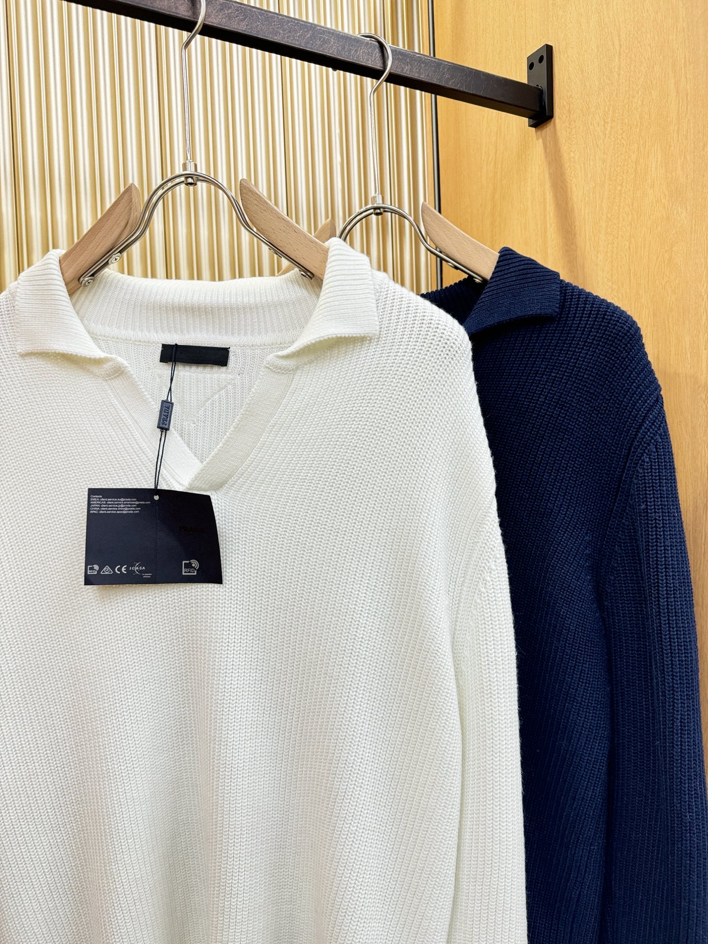 顶级版本PRADA 普拉达 专柜同步冬季新款羊毛衫（绵羊毛100%）甄选客供进口100％绵羊毛材质！面料