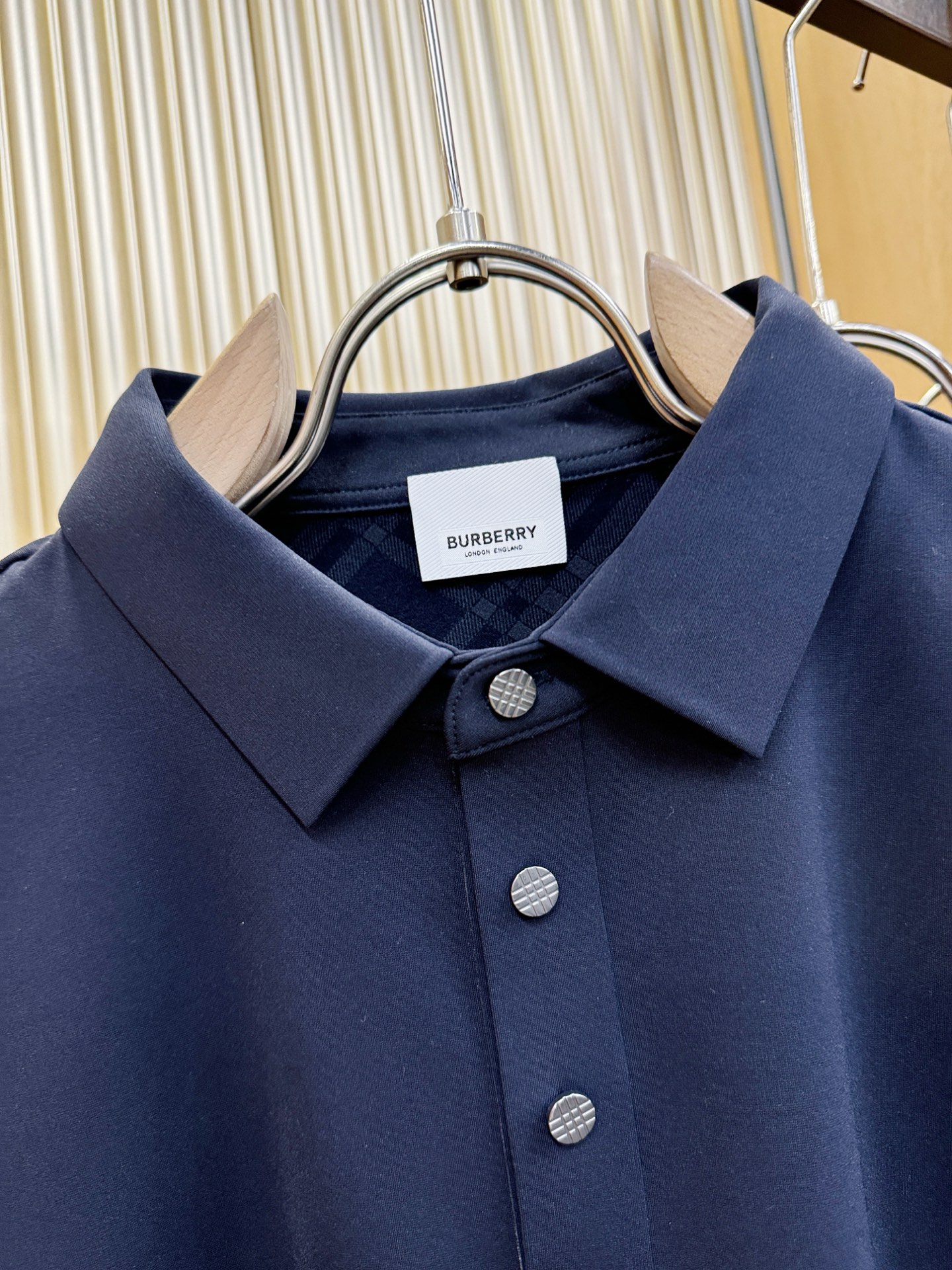 BURBERRY巴宝莉 秋冬新品，官网同步 经典大气百搭Polo领长袖T恤，顶级原版面料，质感细腻 超柔