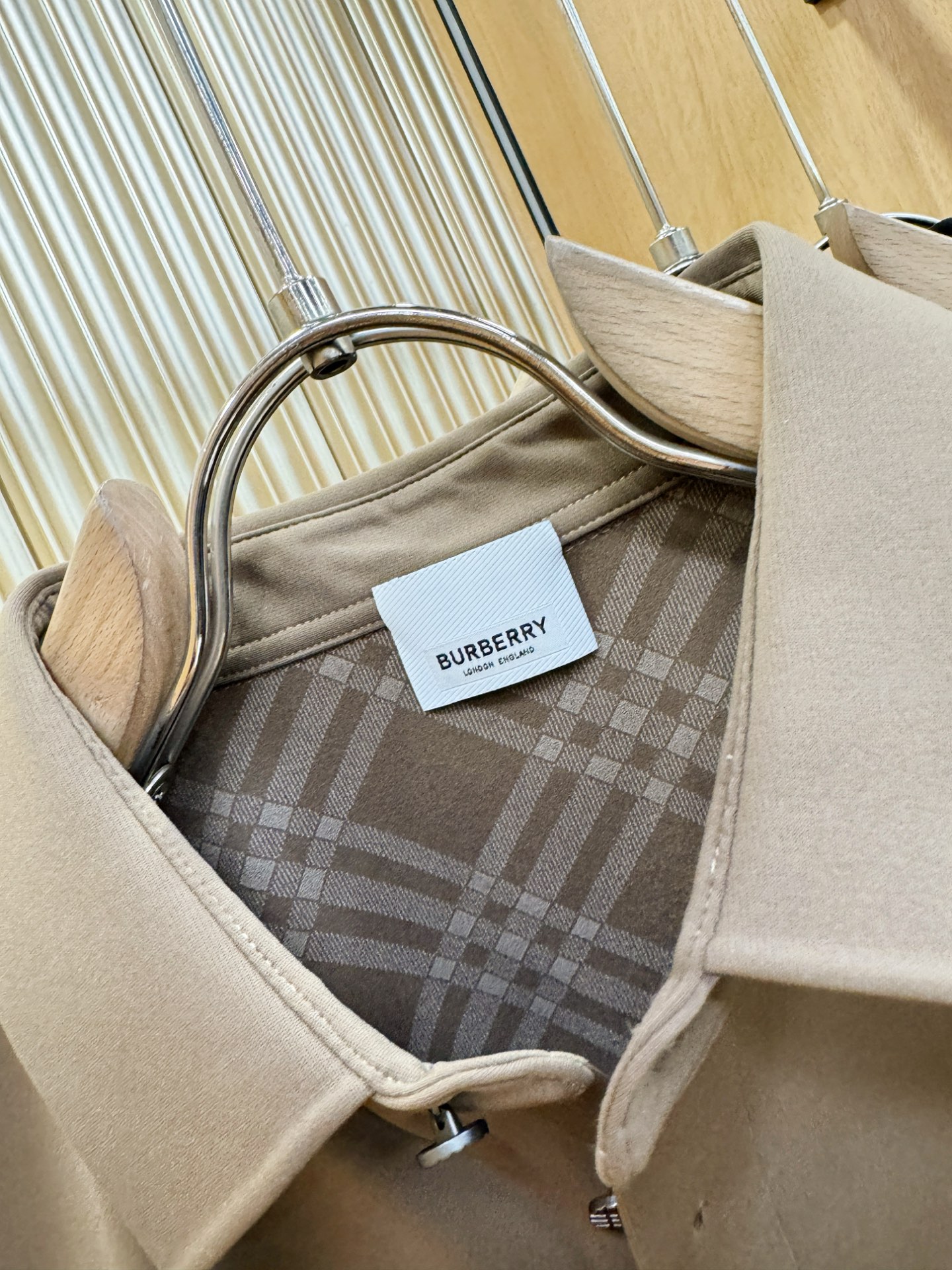 BURBERRY巴宝莉 秋冬新品，官网同步 经典大气百搭Polo领长袖T恤，顶级原版面料，质感细腻 超柔