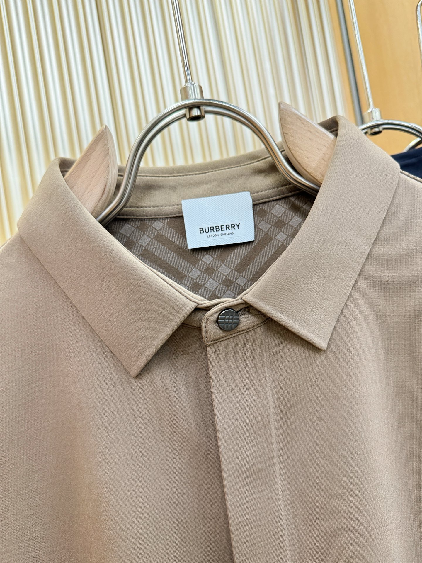 BURBERRY巴宝莉 2025新款衬衫，内里抓绒，保暖厚实。贸易公司渠道稀出，领先官网发售！经典休闲衬