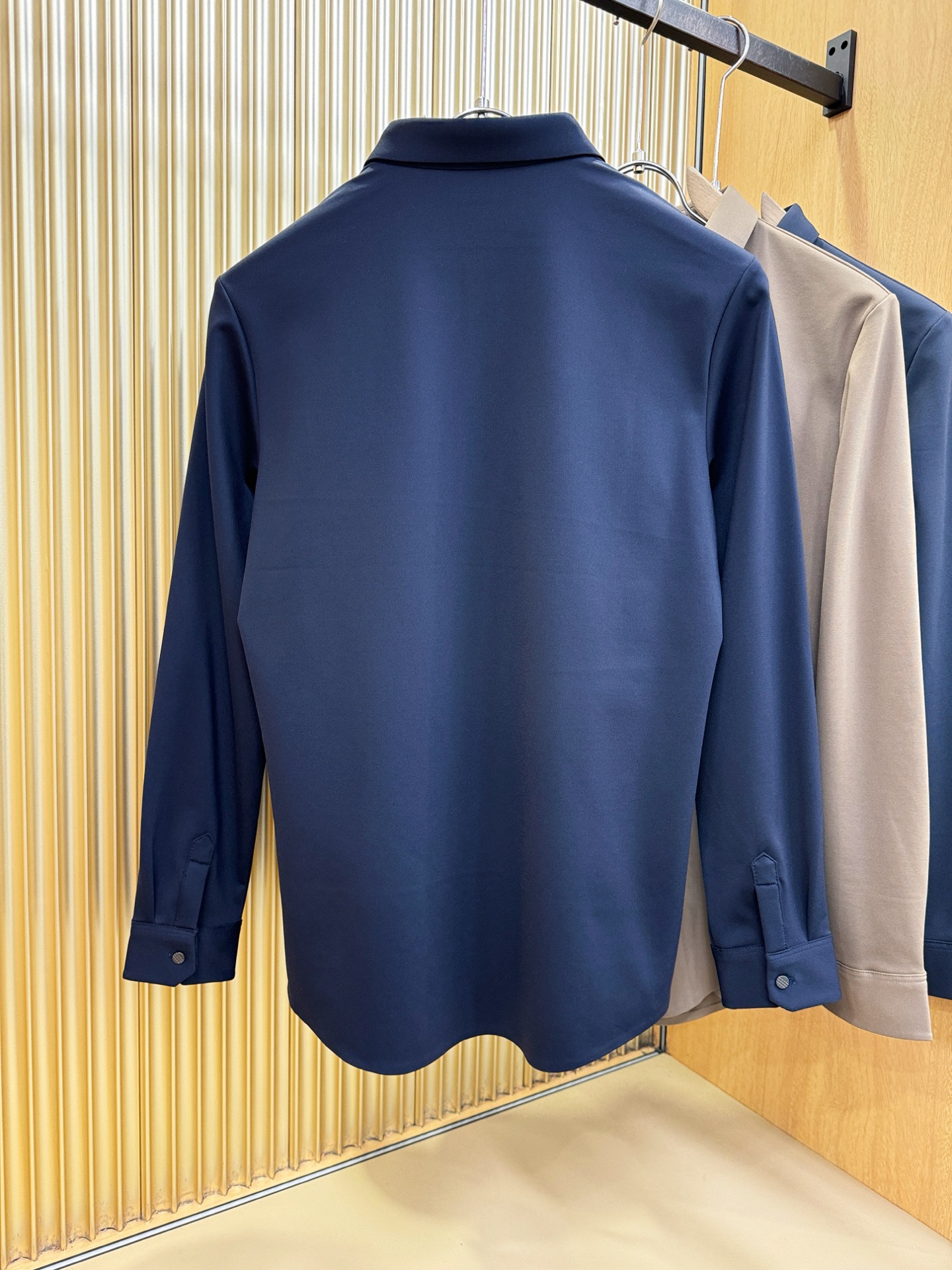 BURBERRY巴宝莉 2025新款衬衫，内里抓绒，保暖厚实。贸易公司渠道稀出，领先官网发售！经典休闲衬