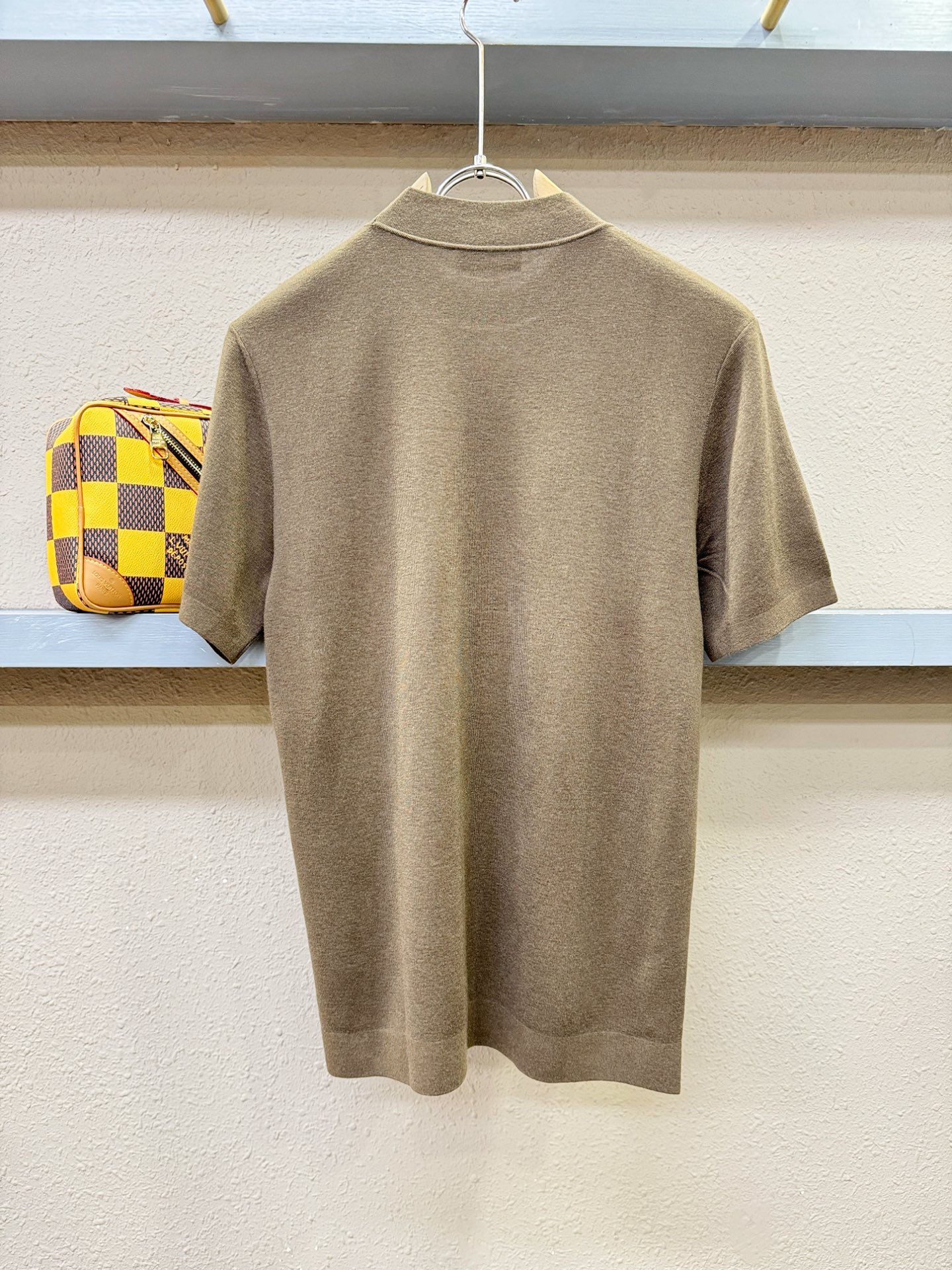 Hermès爱马仕 秋冬新款羊绒短袖毛衣，羊绒+羊毛，顶级羊毛面料，手感柔软。 logo图案设计，贸易公