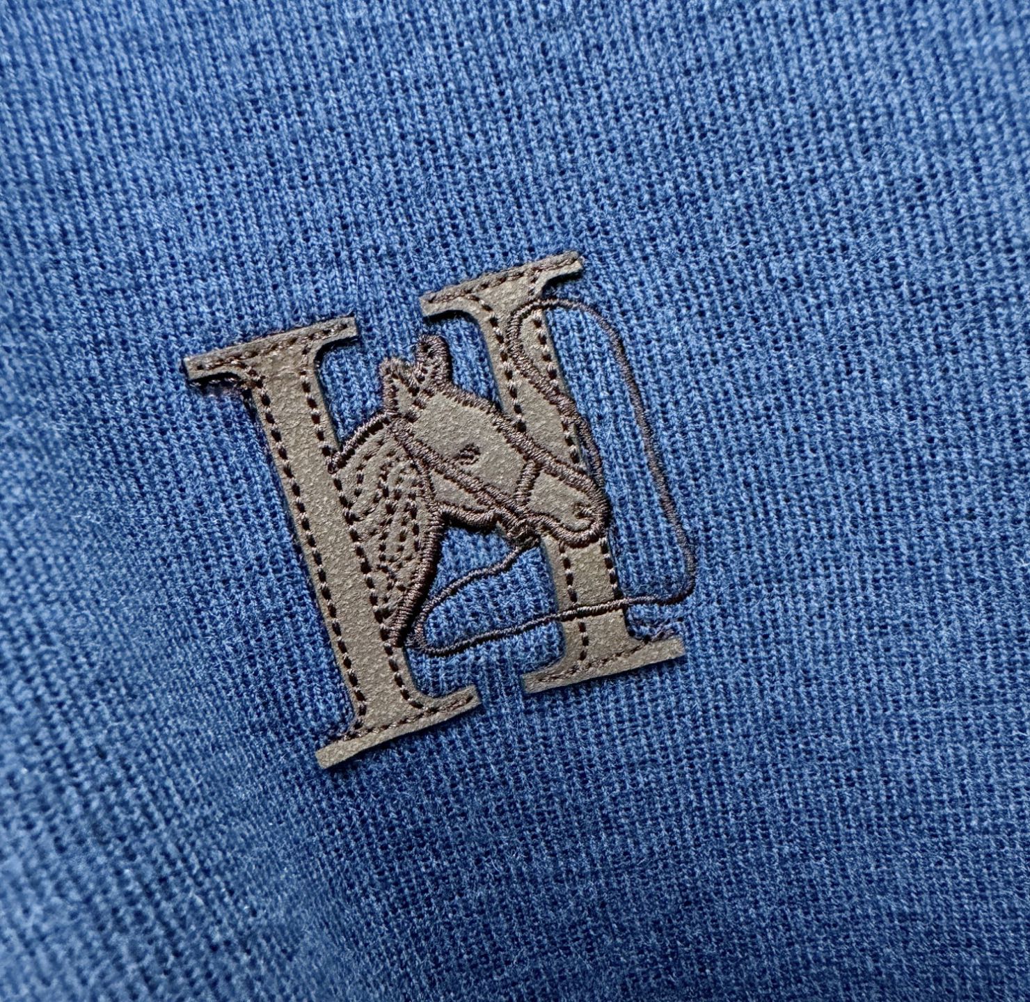 Hermès爱马仕 秋冬新款羊绒短袖毛衣，羊绒+羊毛，顶级羊毛面料，手感柔软。 logo图案设计，贸易公