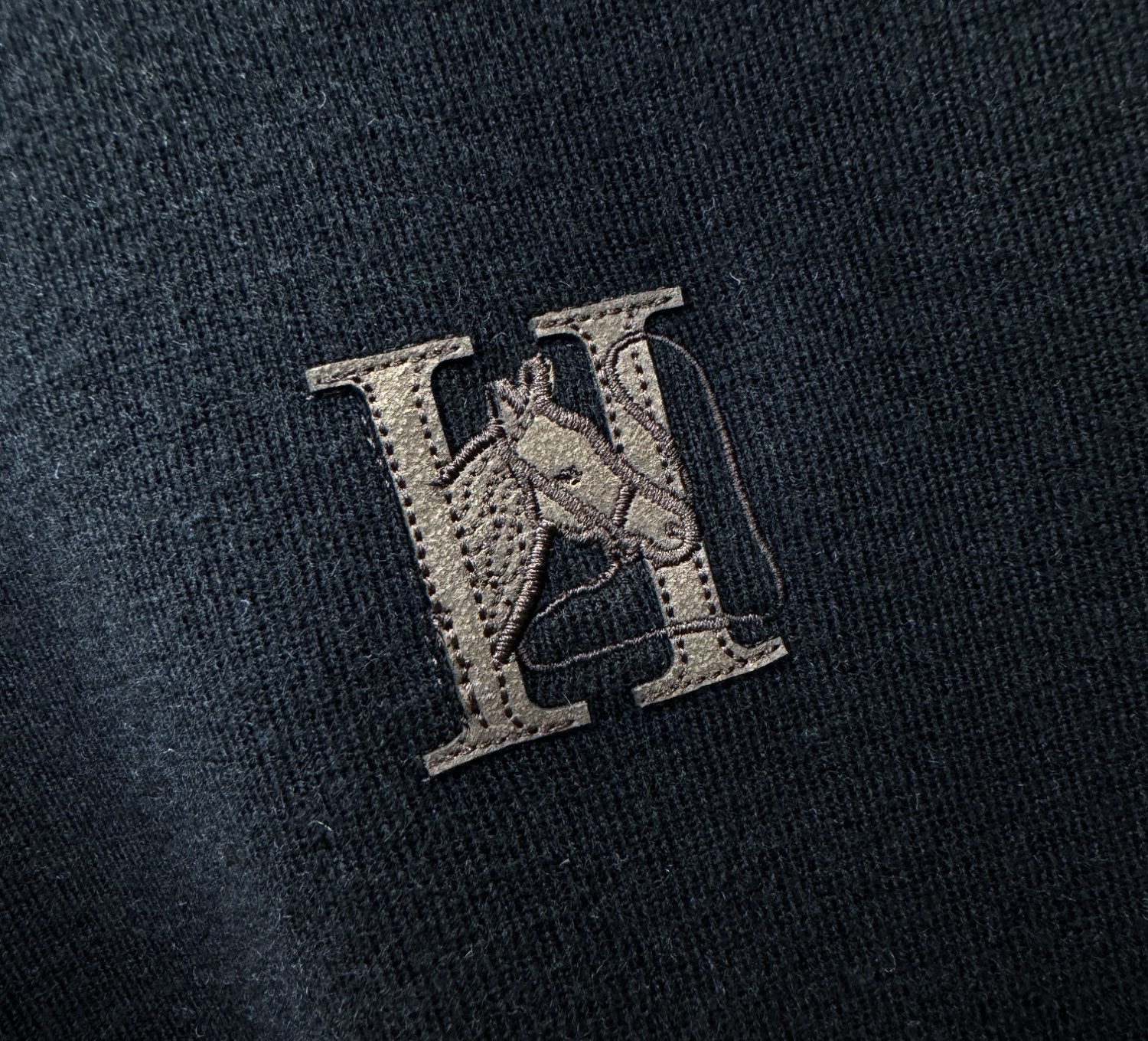 Hermès爱马仕 秋冬新款羊绒短袖毛衣，羊绒+羊毛，顶级羊毛面料，手感柔软。 logo图案设计，贸易公