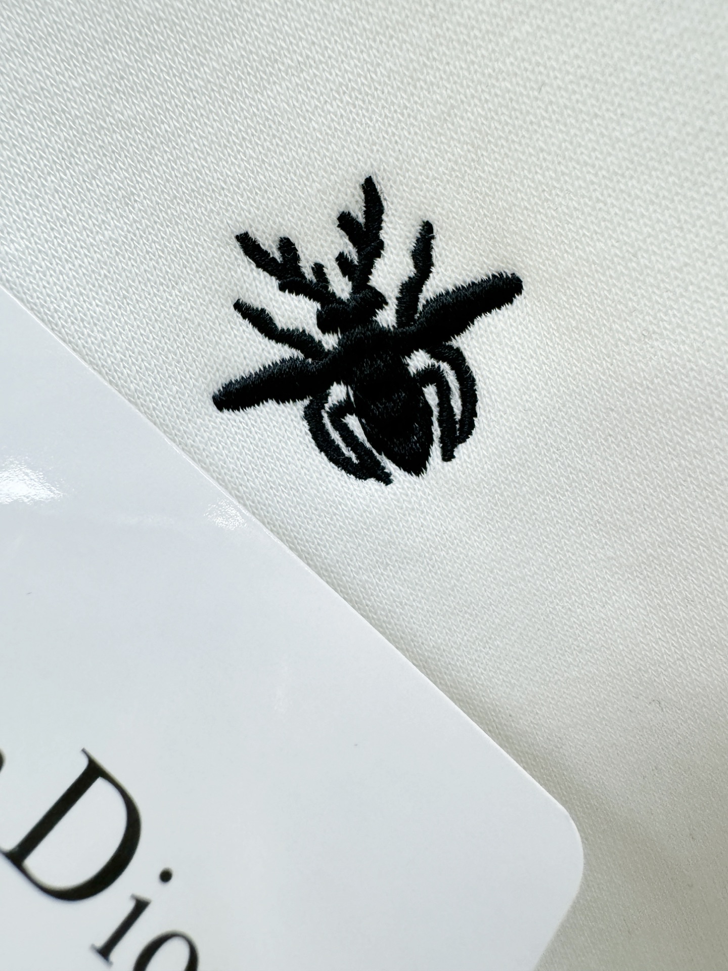 Dior迪奥 2025ss秋季新品 长袖卫衣，经典Logo设计，百搭款 官网同步发售 定制面料，柔软细腻