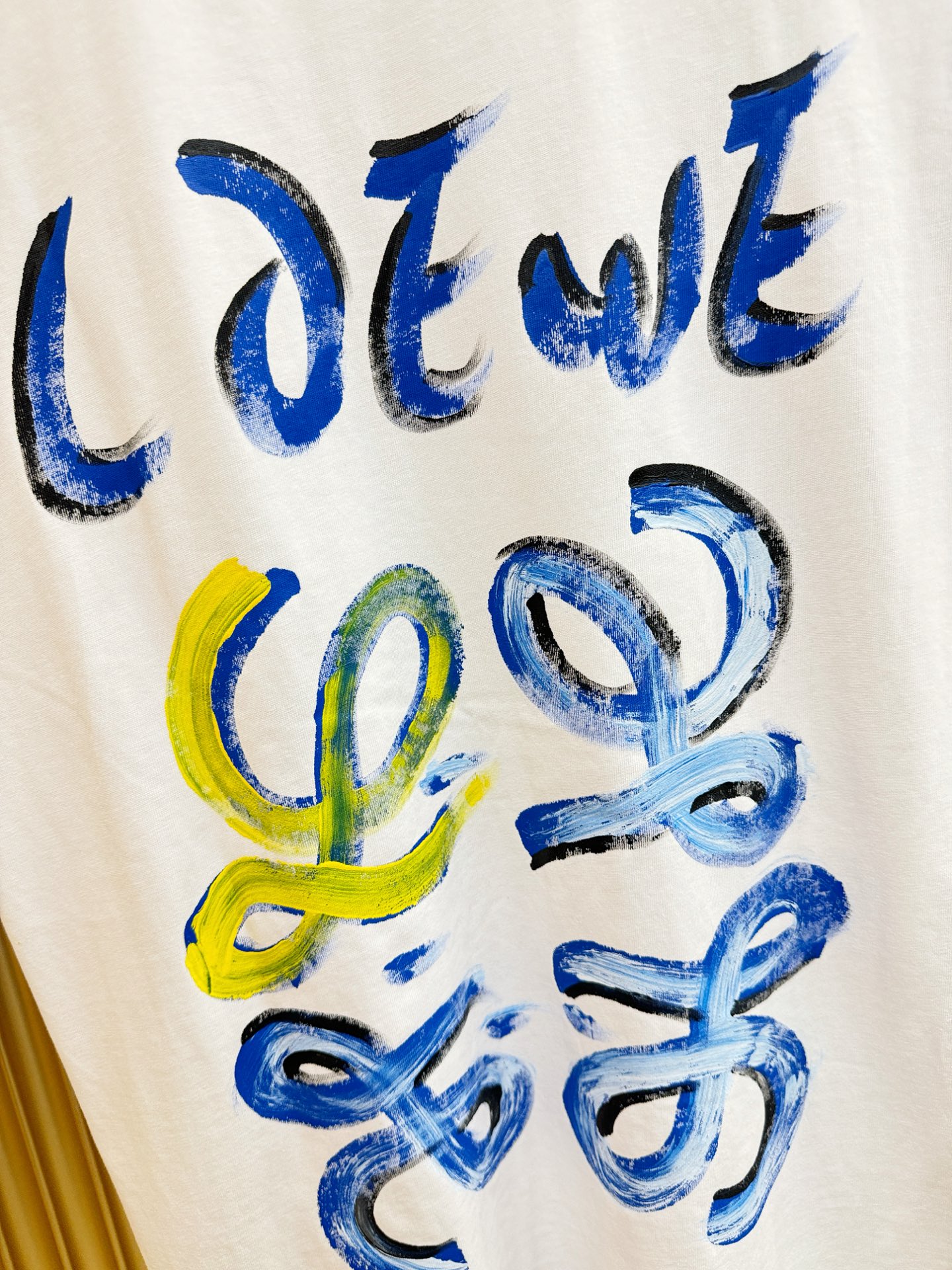 LOEWE罗意威 2026新款短袖T恤！走秀图案时尚休闲短袖T恤衫！设计logo设计！极具设计精选客供面