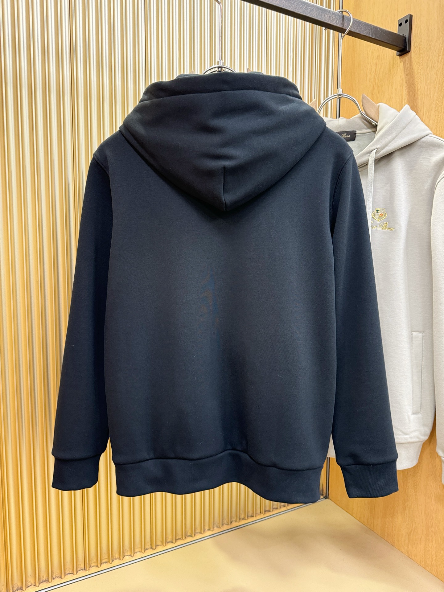 Loro Piana诺悠翩雅 2025秋冬新款外套，内里加棉，原单狠货 意大利进口面料时尚夹克外套。加棉