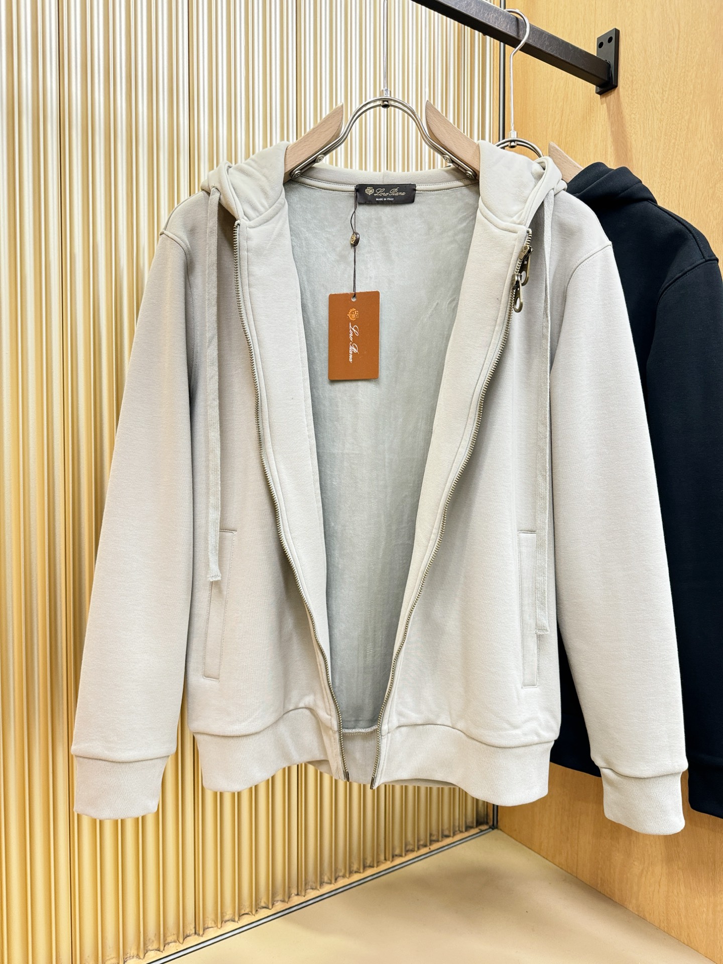 Loro Piana诺悠翩雅 2025秋冬新款外套，内里加棉，原单狠货 意大利进口面料时尚夹克外套。加棉