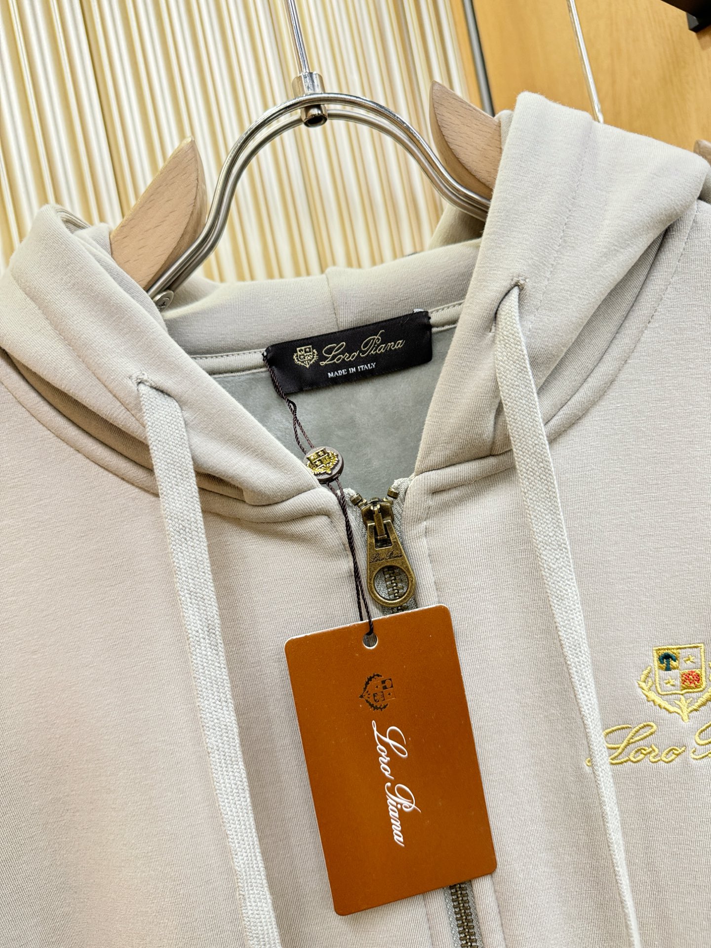 Loro Piana诺悠翩雅 2025秋冬新款外套，内里加棉，原单狠货 意大利进口面料时尚夹克外套。加棉