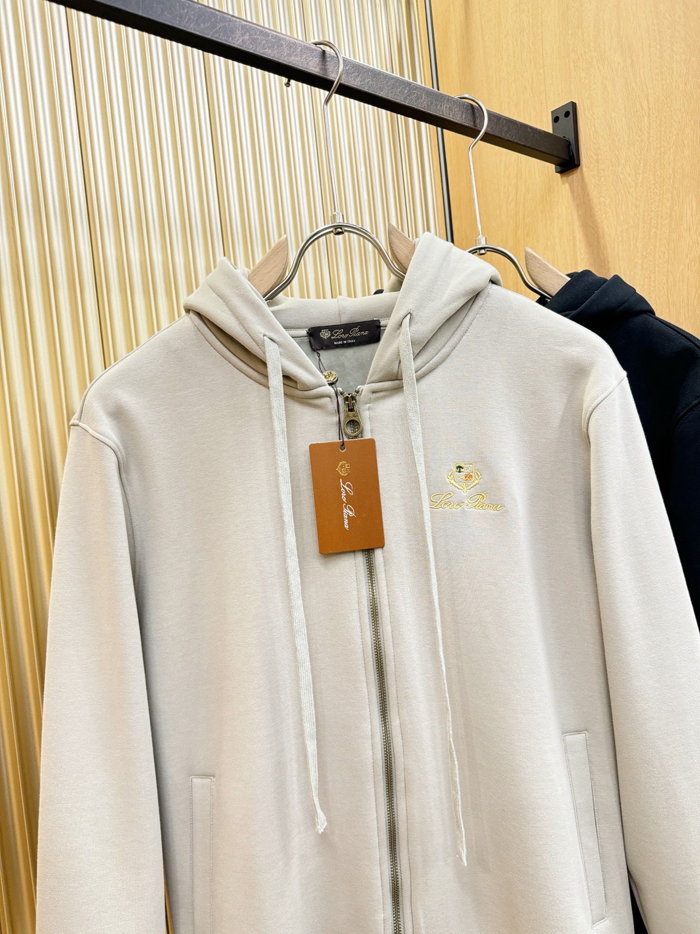 Loro Piana诺悠翩雅 2025秋冬新款外套，内里加棉，原单狠货 意大利进口面料时尚夹克外套。加棉