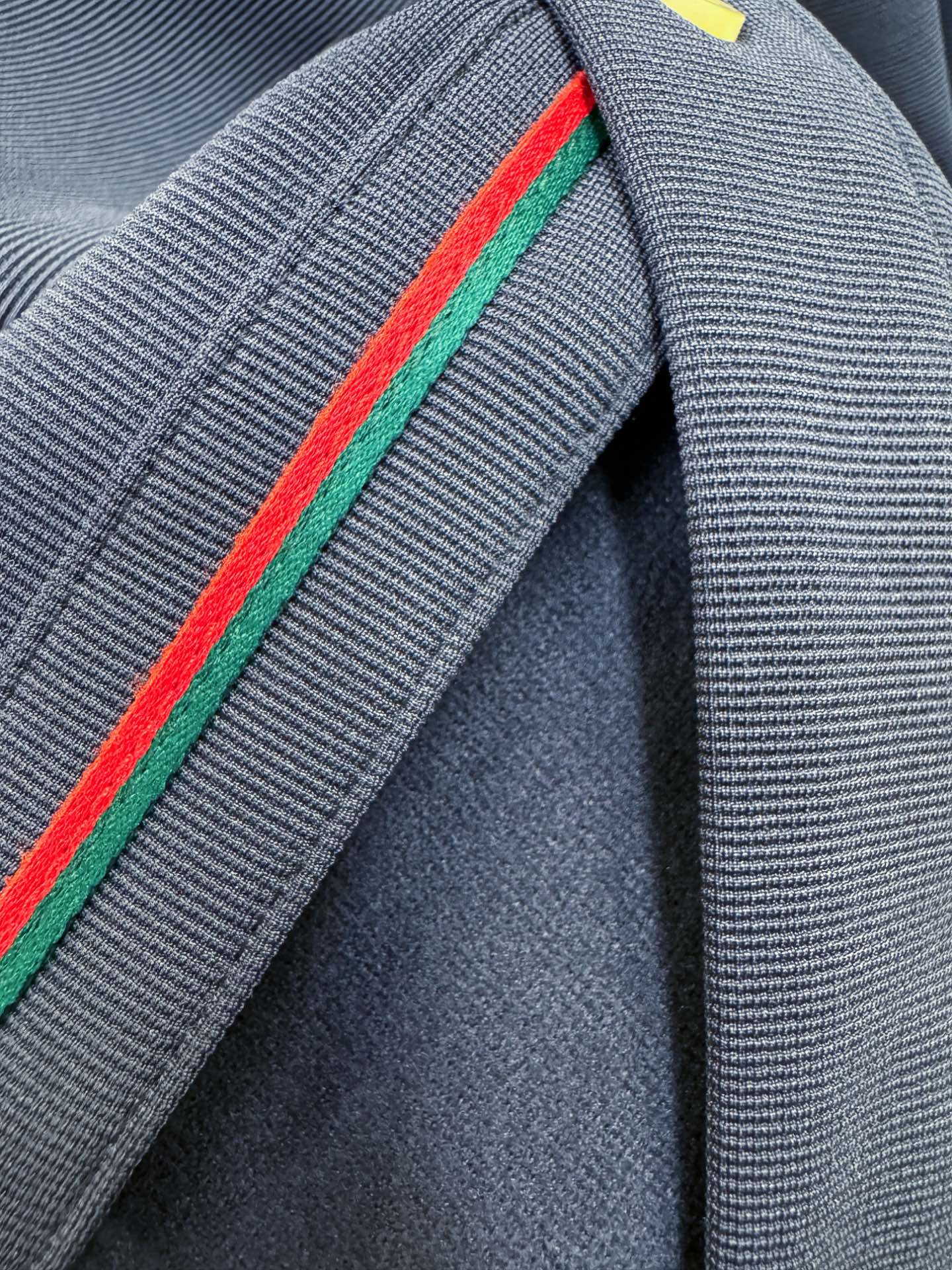 Gucci古奇 2025新款衬衫，内里抓绒，保暖厚实。贸易公司渠道稀出，领先官网发售！经典休闲衬衫搭配独