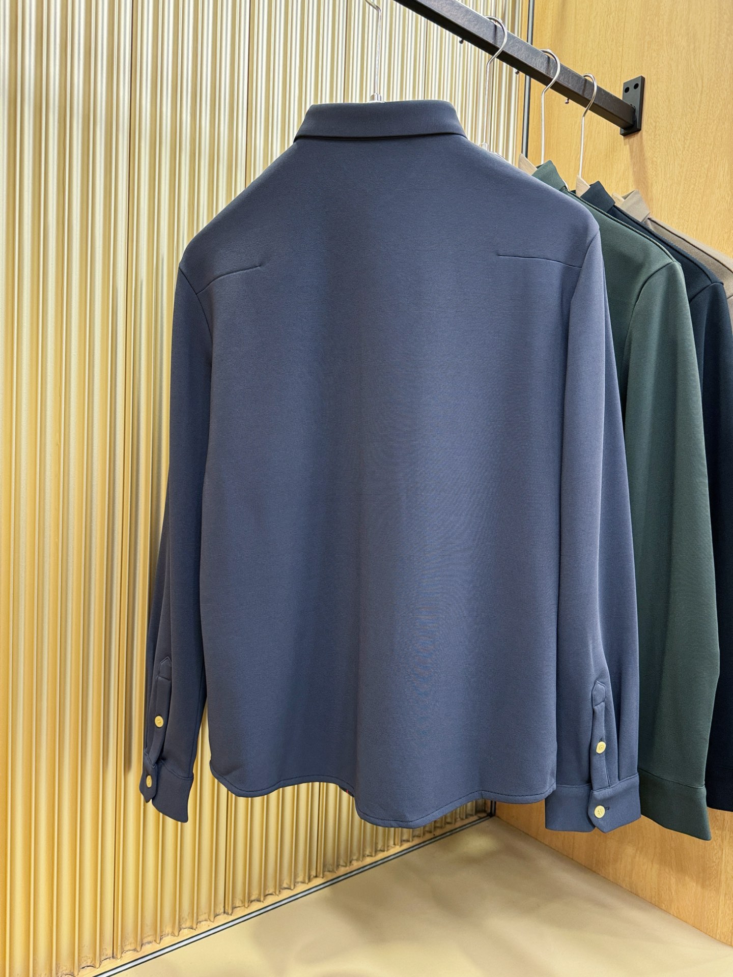 Gucci古奇 2025新款衬衫，内里抓绒，保暖厚实。贸易公司渠道稀出，领先官网发售！经典休闲衬衫搭配独