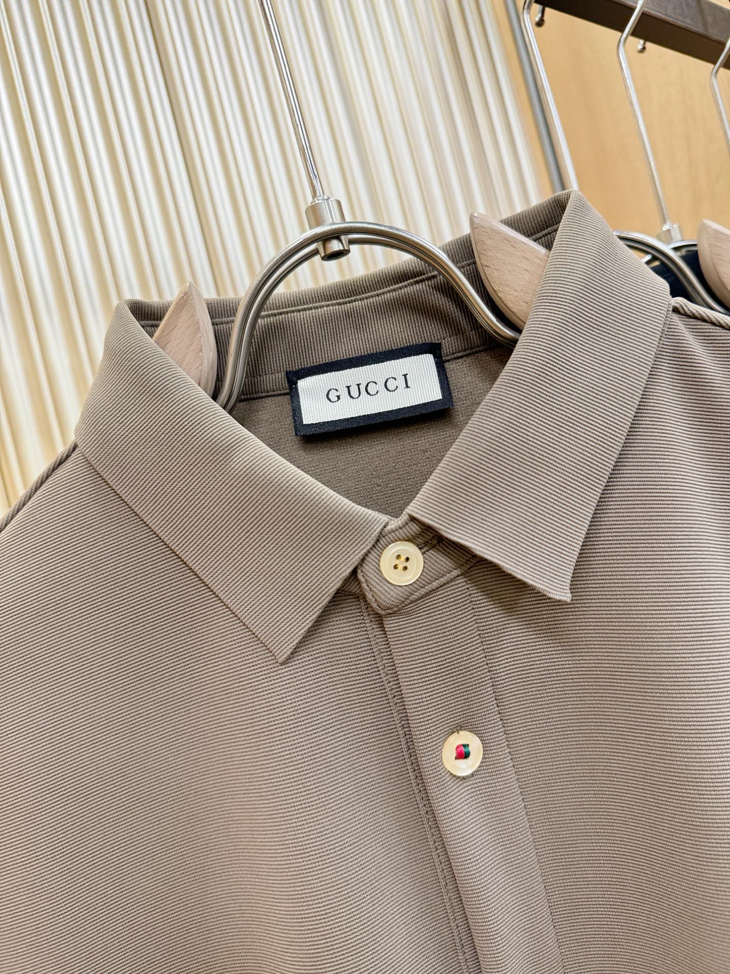 Gucci古奇 2025新款衬衫，内里抓绒，保暖厚实。贸易公司渠道稀出，领先官网发售！经典休闲衬衫搭配独