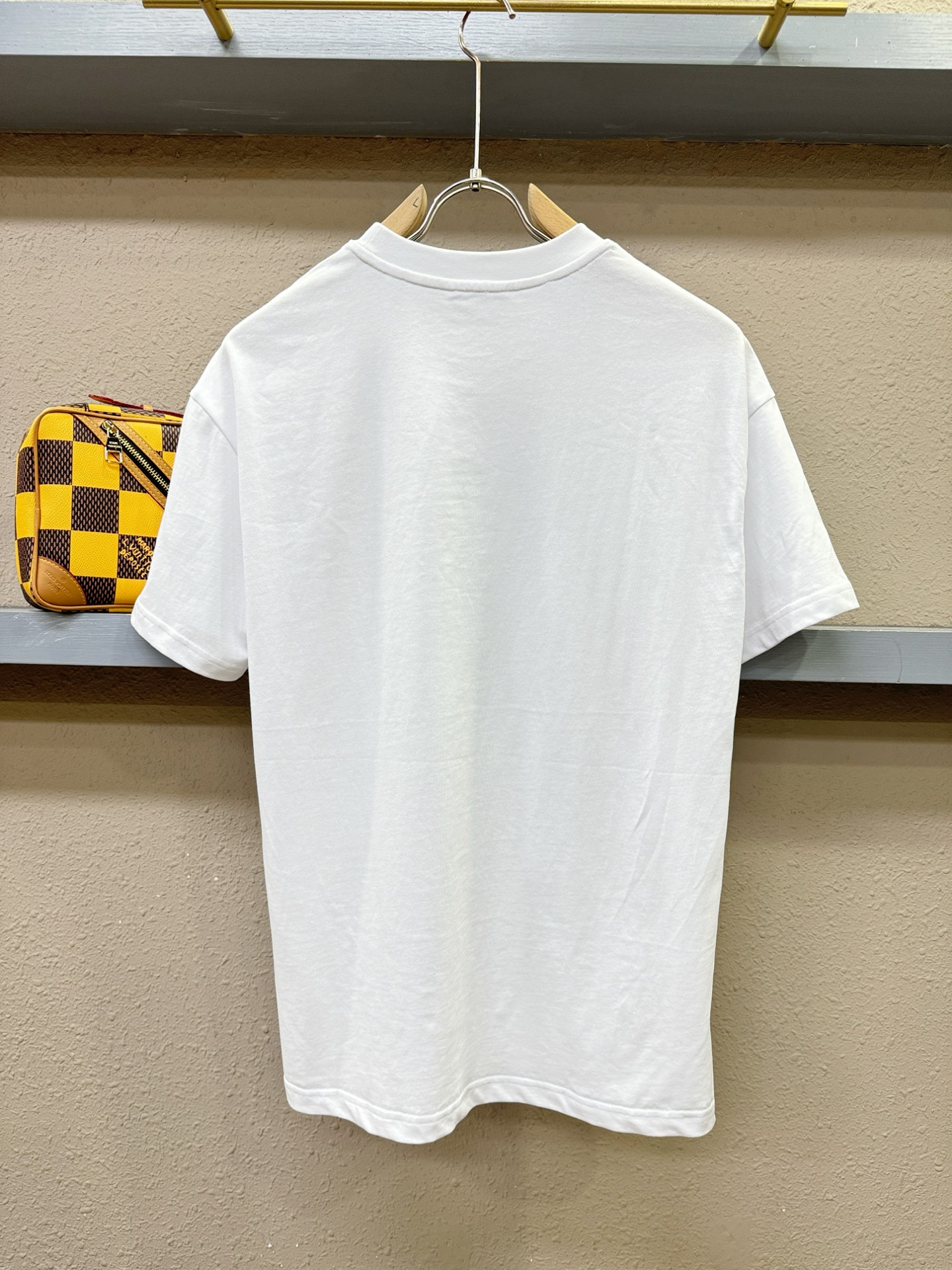 LOEWE罗意威 2026新款短袖T恤！走秀图案时尚休闲短袖T恤衫！设计logo设计！极具设计精选客供面