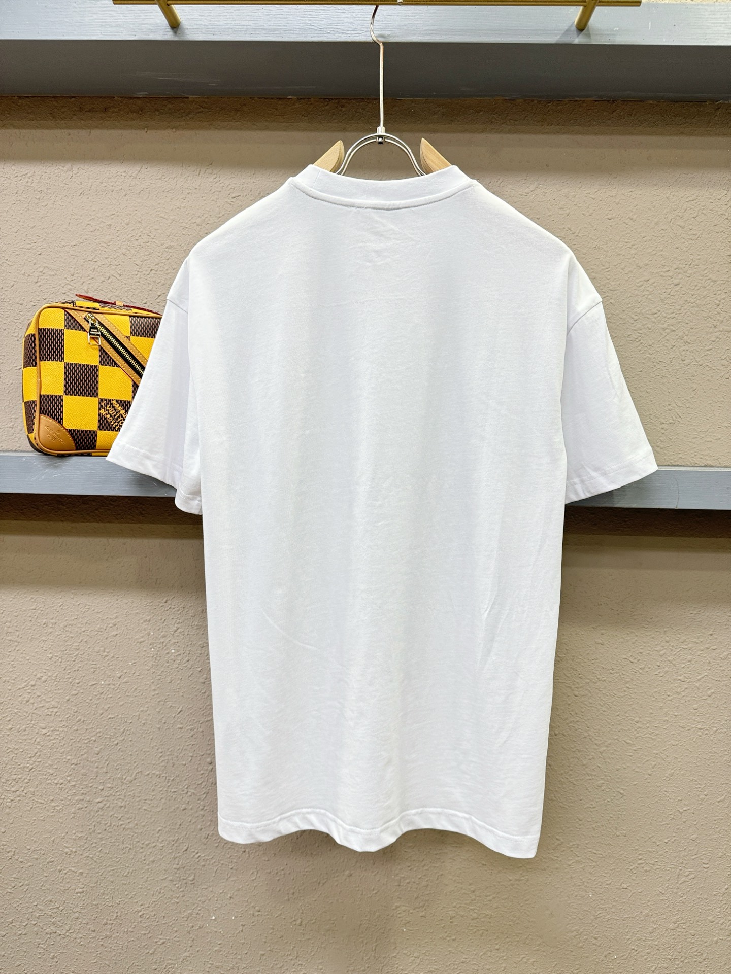 LOEWE罗意威 2026新款短袖T恤！走秀图案时尚休闲短袖T恤衫！设计logo设计！极具设计精选客供面