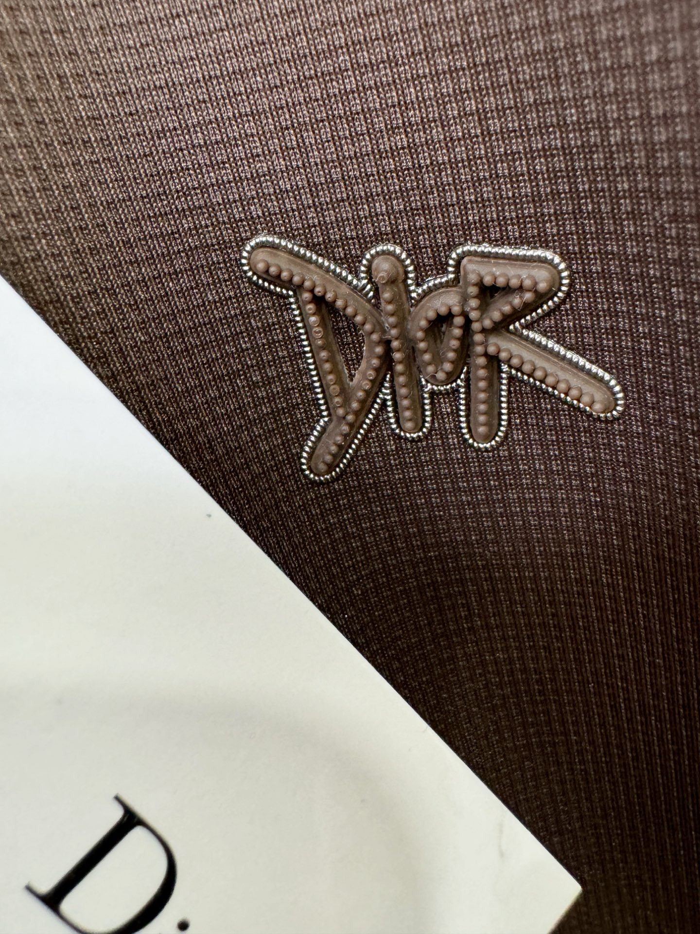 Dior迪奥 2025新款衬衫，贸易公司渠道稀出，领先官网发售！经典休闲衬衫搭配独特的设计，简洁干净、经