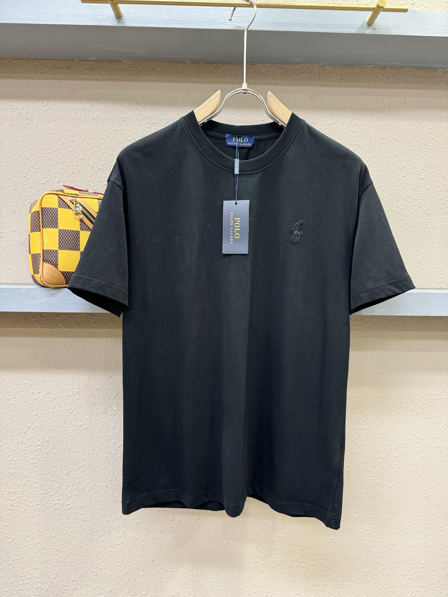 Polo 2026新款短袖T恤！走秀图案时尚休闲短袖T恤衫！设计logo设计！极具设计精选客供面料，手感