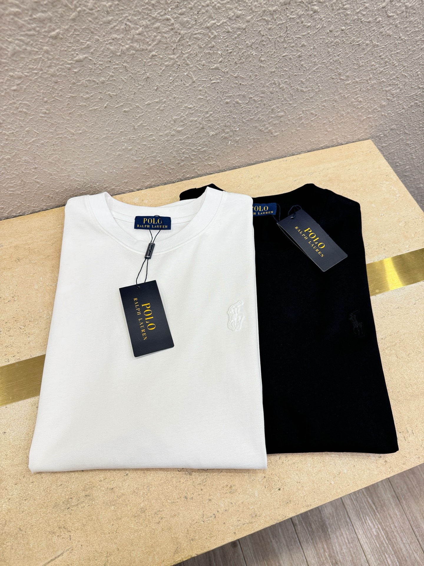 Polo 2026新款短袖T恤！走秀图案时尚休闲短袖T恤衫！设计logo设计！极具设计精选客供面料，手感