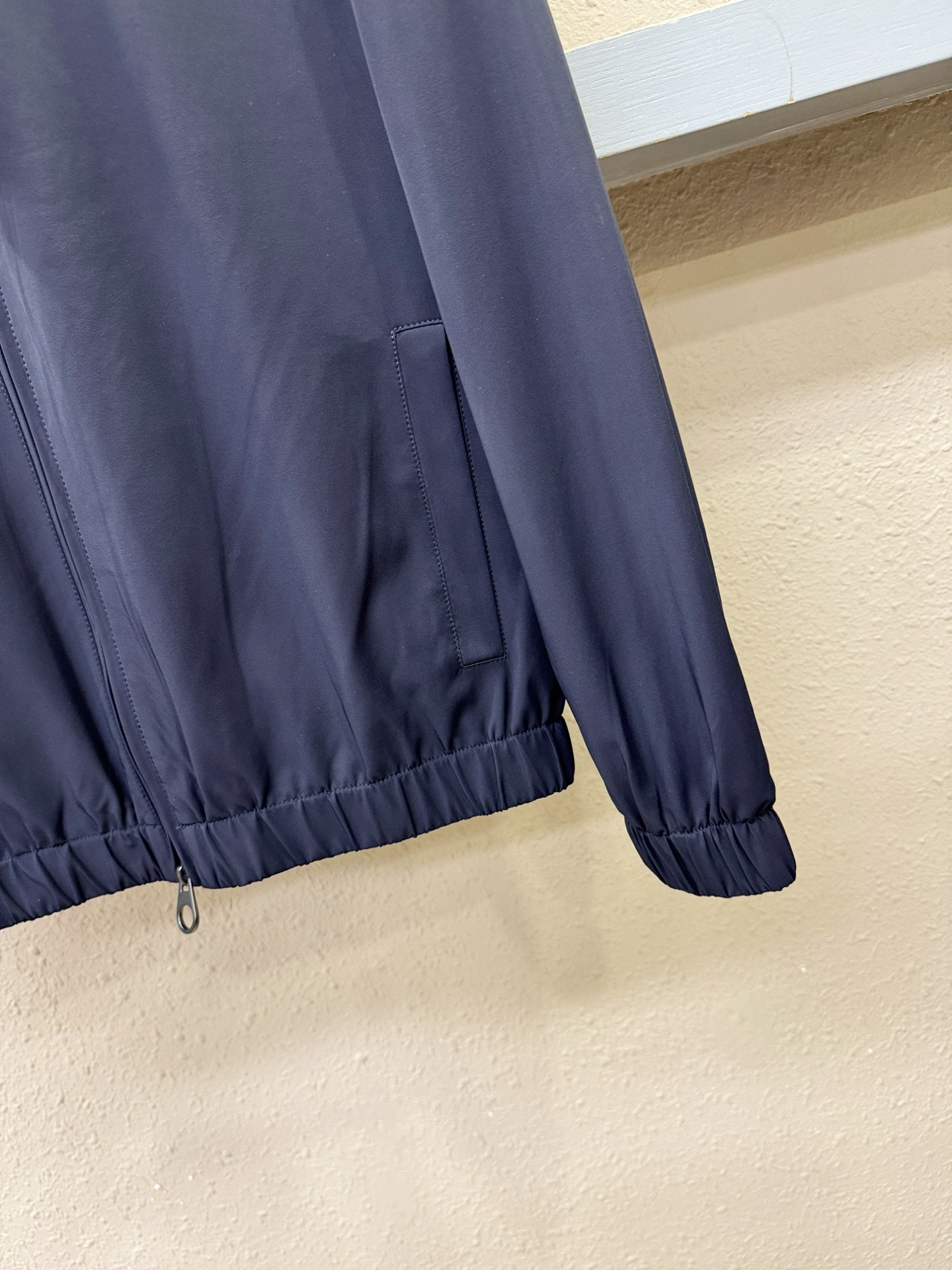 Loro Piana诺悠翩雅 2025秋冬新款夹克外套，原单狠货 意大利进口面料时尚夹克外套。欧洲专柜同