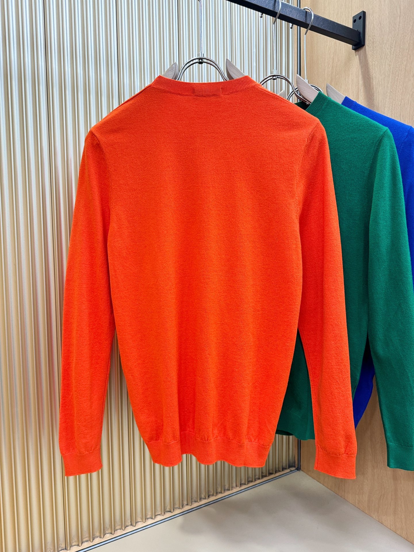 Moncler蒙口 2025新款毛衣，胸前logo设计！贸易公司渠道稀出，同步官网发售！秋冬系列经典设计