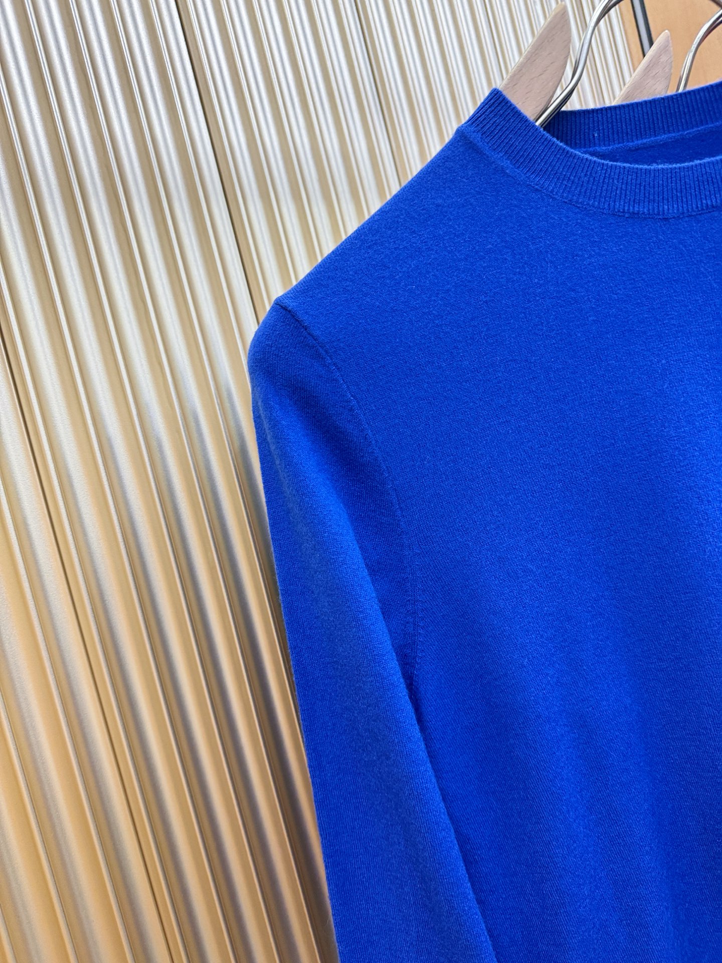 Moncler蒙口 2025新款毛衣，胸前logo设计！贸易公司渠道稀出，同步官网发售！秋冬系列经典设计