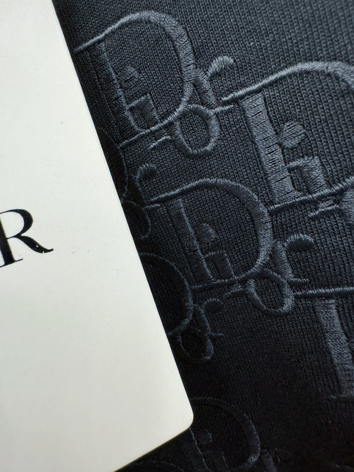 Dior迪奥 2026新款短袖T恤！走秀图案时尚休闲短袖T恤衫！设计logo设计！极具设计精选客供面料，