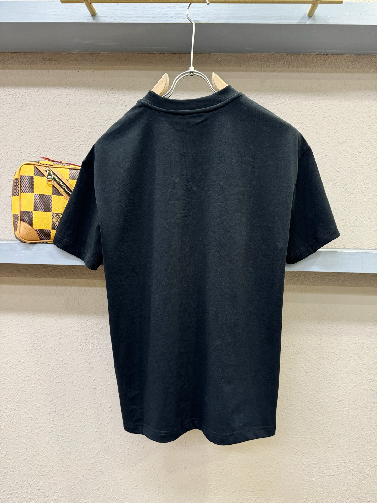 BOSS 2026新款短袖T恤！走秀图案时尚休闲短袖T恤衫！设计logo设计！极具设计精选客供面料，手感