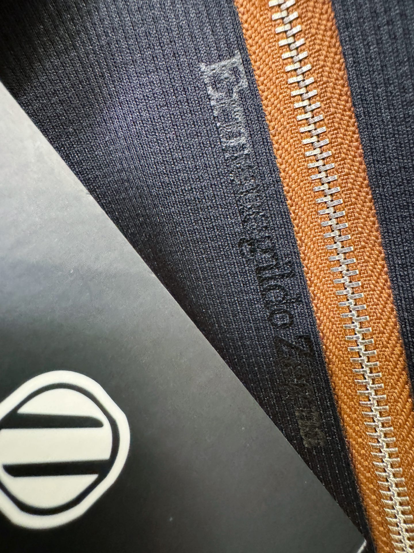 Ermenegildo Zeg*a杰*亚 2025秋冬新品，官网同步 经典大气百搭Polo领长袖T恤，顶