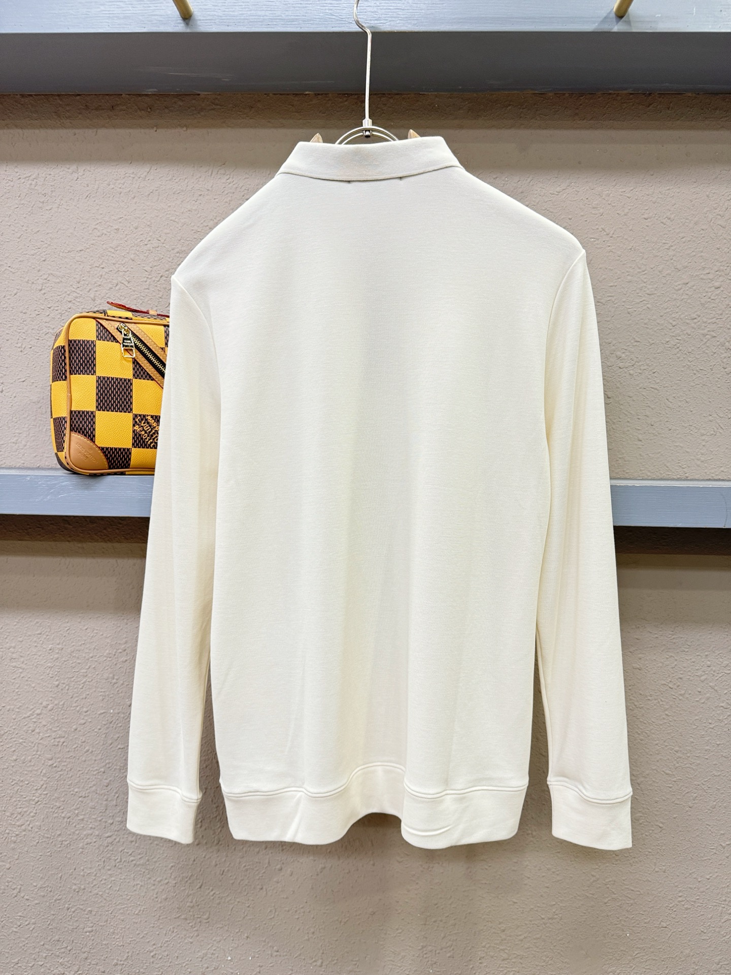 Loro Piana诺悠翩雅 2025秋季新品，官网同步 经典大气百搭Polo领长袖T恤，顶级原版面料，