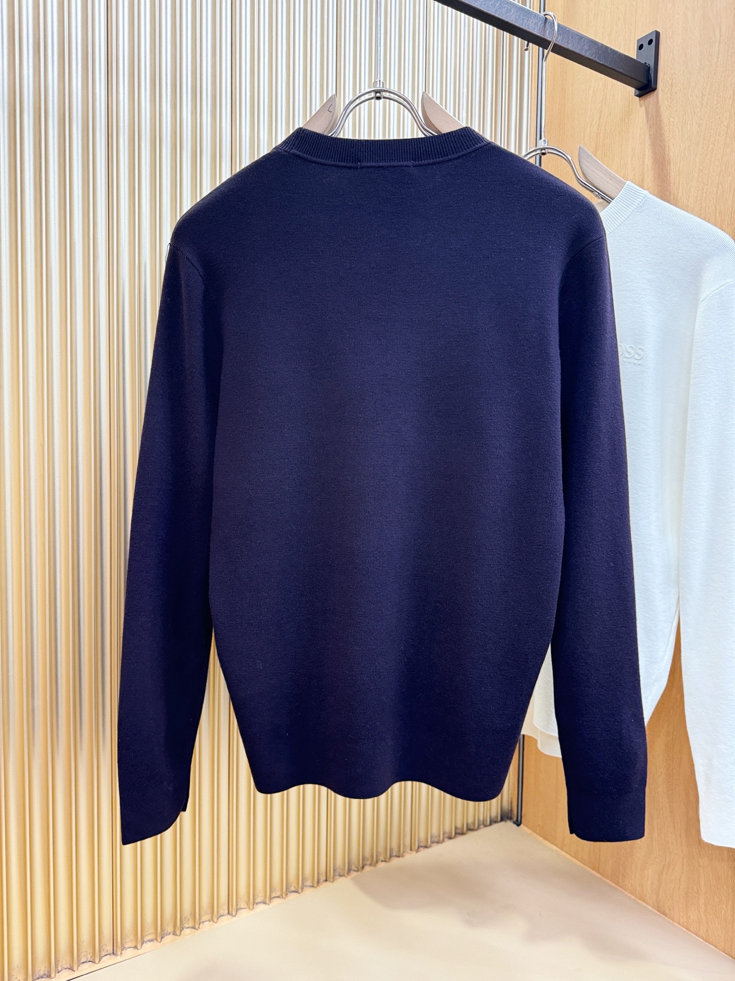 BOSS 2026新款短袖T恤！走秀图案时尚休闲短袖T恤衫！设计logo设计！极具设计精选客供面料，手感