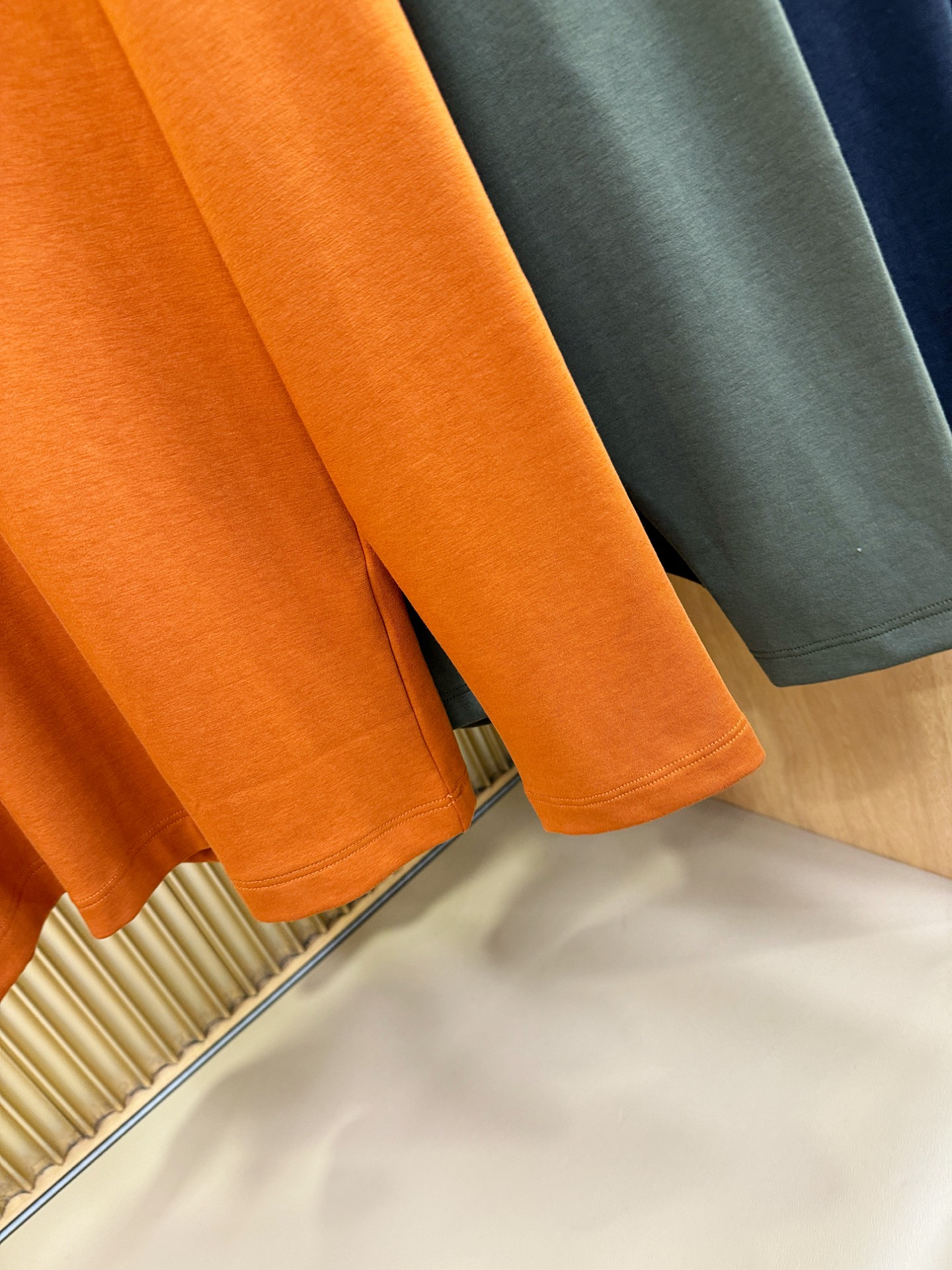 ARC‘TERYX/始祖鸟 2025ss秋季新品 长袖上衣，经典Logo设计，百搭款 官网同步发售 定制