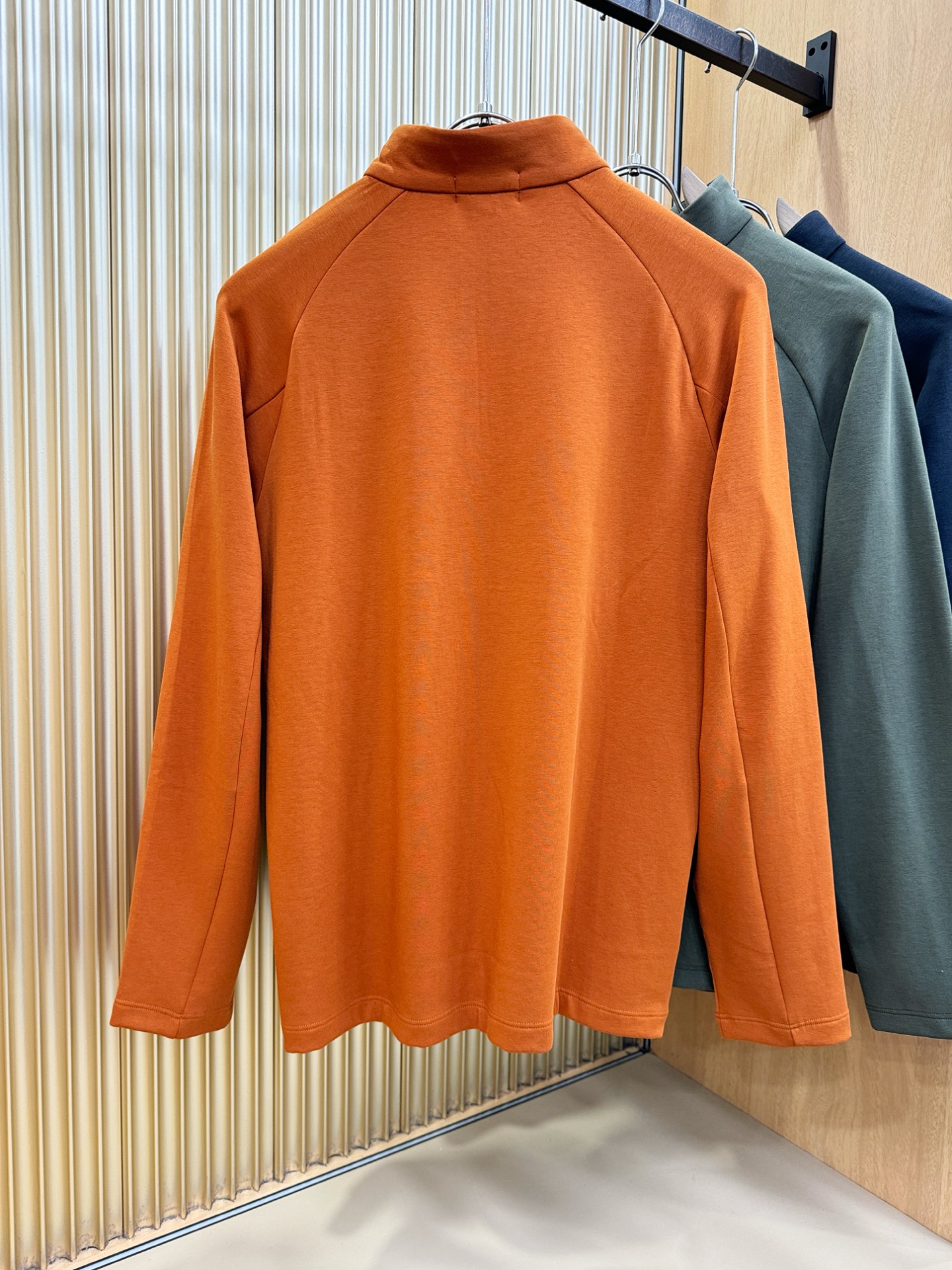 ARC‘TERYX/始祖鸟 2025ss秋季新品 长袖上衣，经典Logo设计，百搭款 官网同步发售 定制