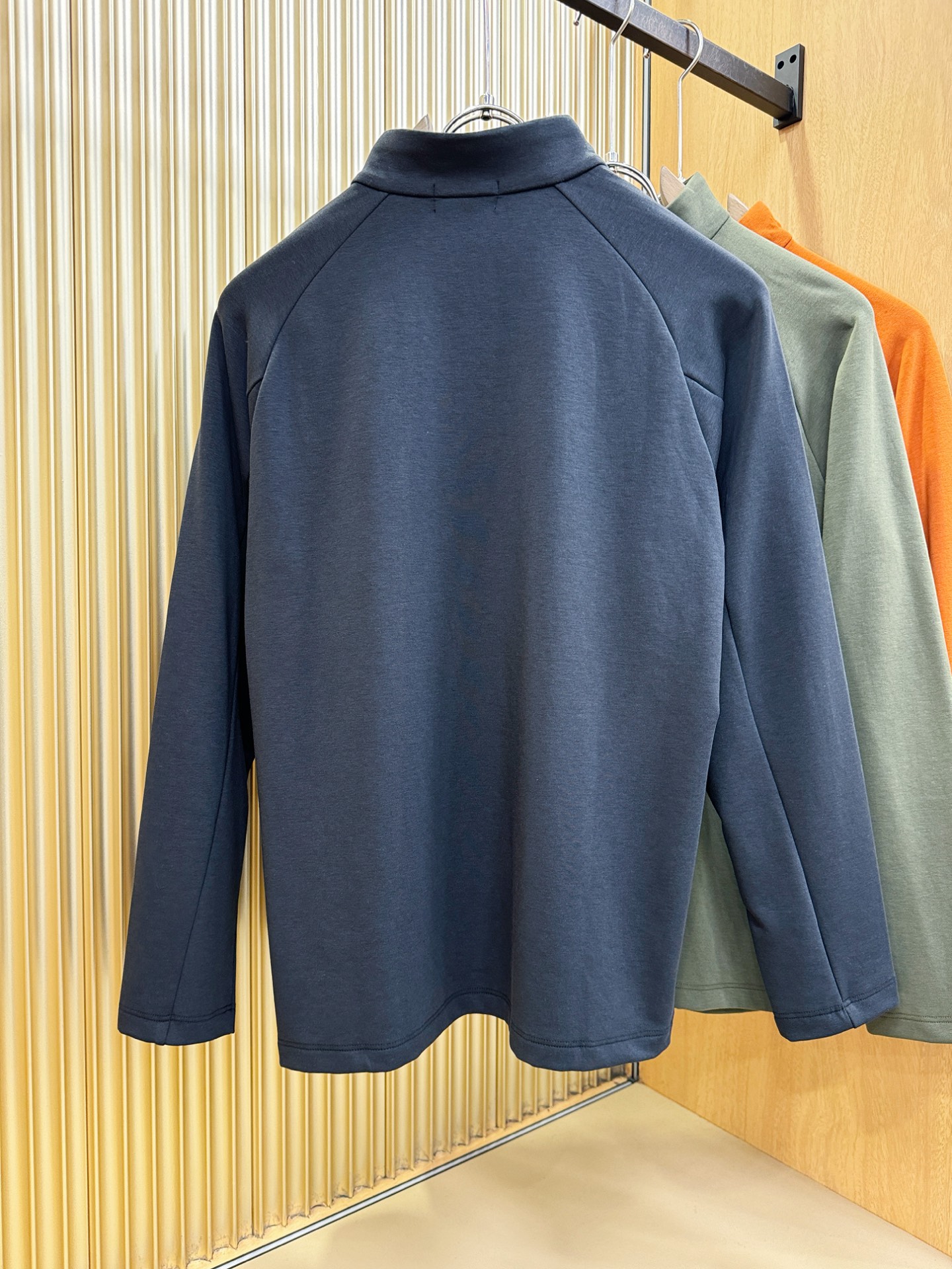 ARC‘TERYX/始祖鸟 2025ss秋季新品 长袖上衣，经典Logo设计，百搭款 官网同步发售 定制