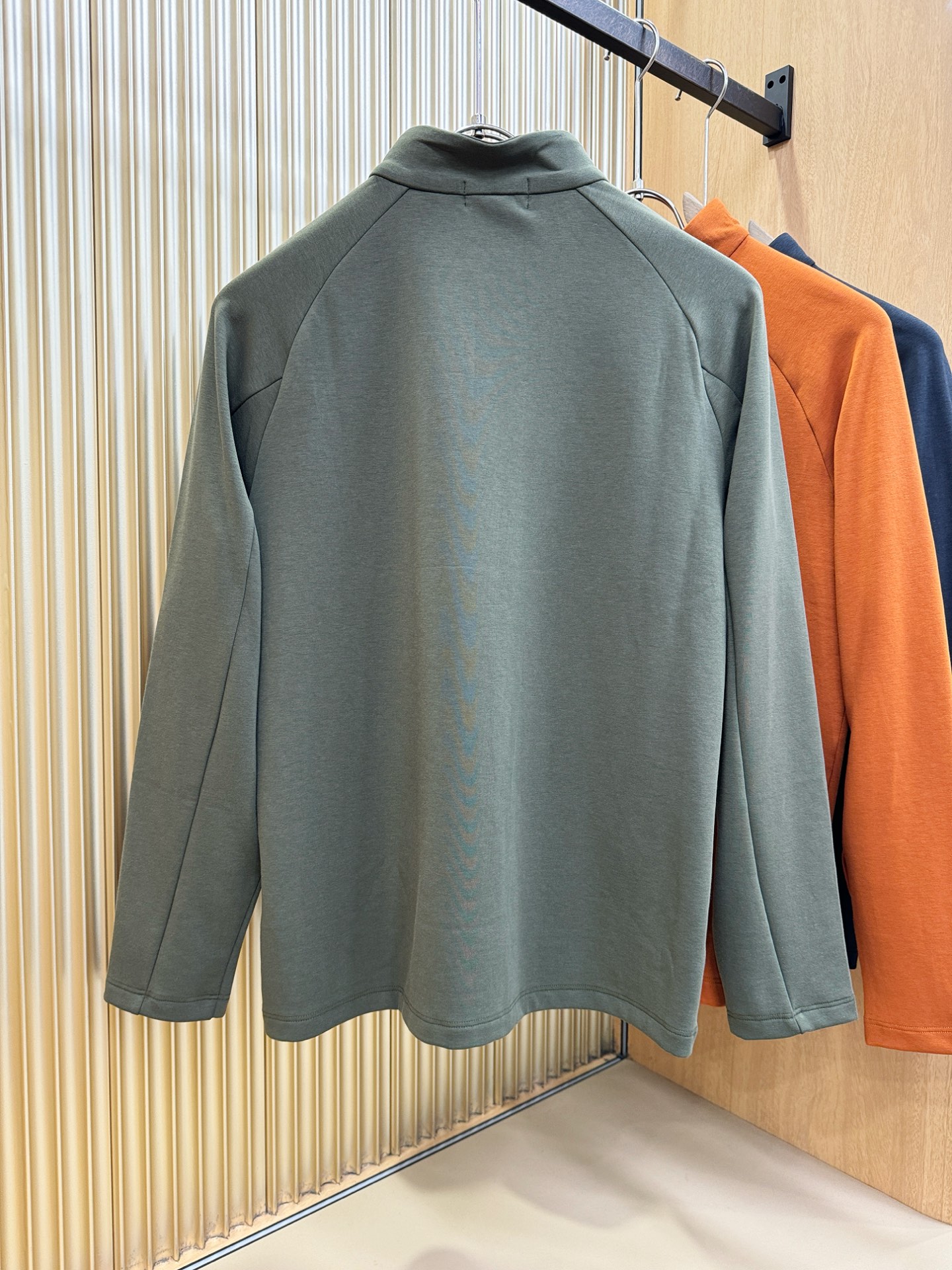 ARC‘TERYX/始祖鸟 2025ss秋季新品 长袖上衣，经典Logo设计，百搭款 官网同步发售 定制