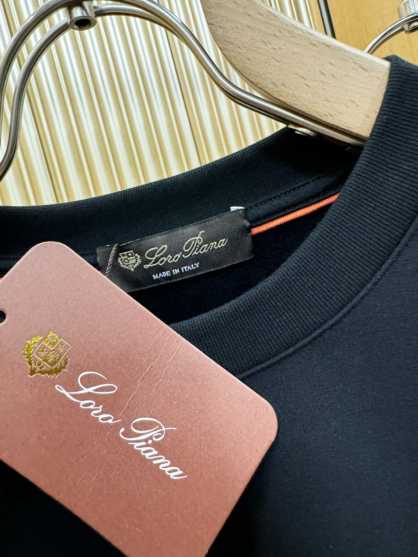 Loro Piana诺悠翩雅 2025ss秋冬新品 加绒卫衣，内里加绒加厚保暖 经典Logo设计，百搭款