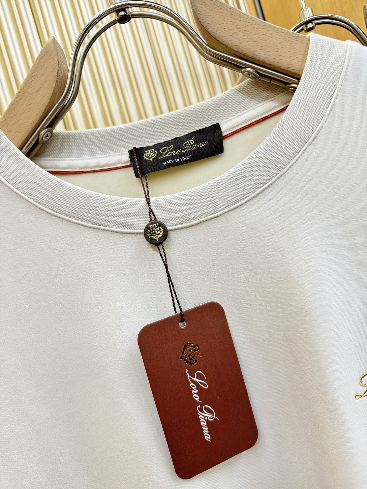 Loro Piana诺悠翩雅 2025ss秋冬新品 加绒卫衣，内里加绒加厚保暖 经典Logo设计，百搭款