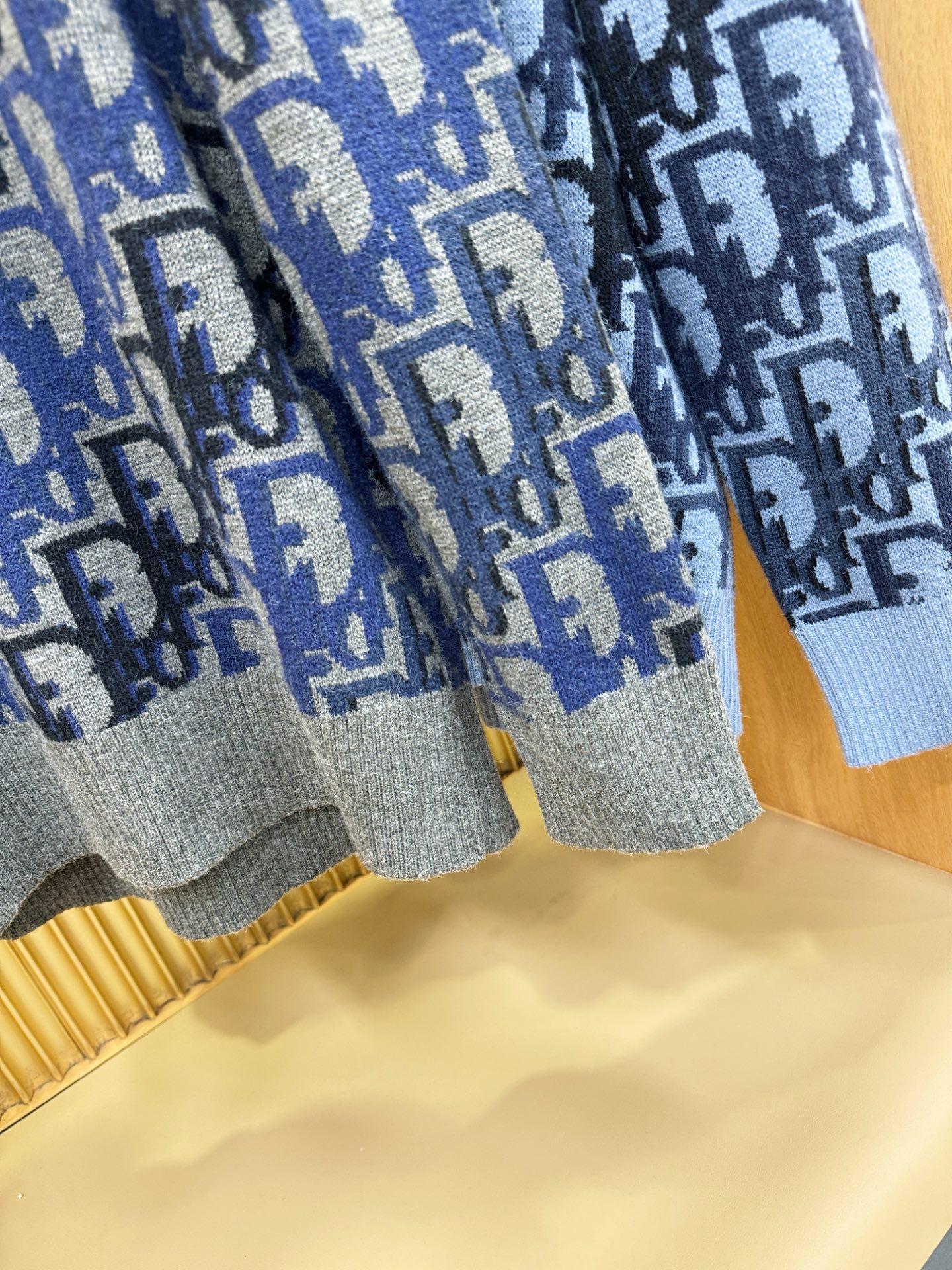 顶级版Dior迪奥 专柜同步 冬季新款羊毛衫（绵羊毛100%）甄选客供进口100％绵羊毛材质！面料手感偏