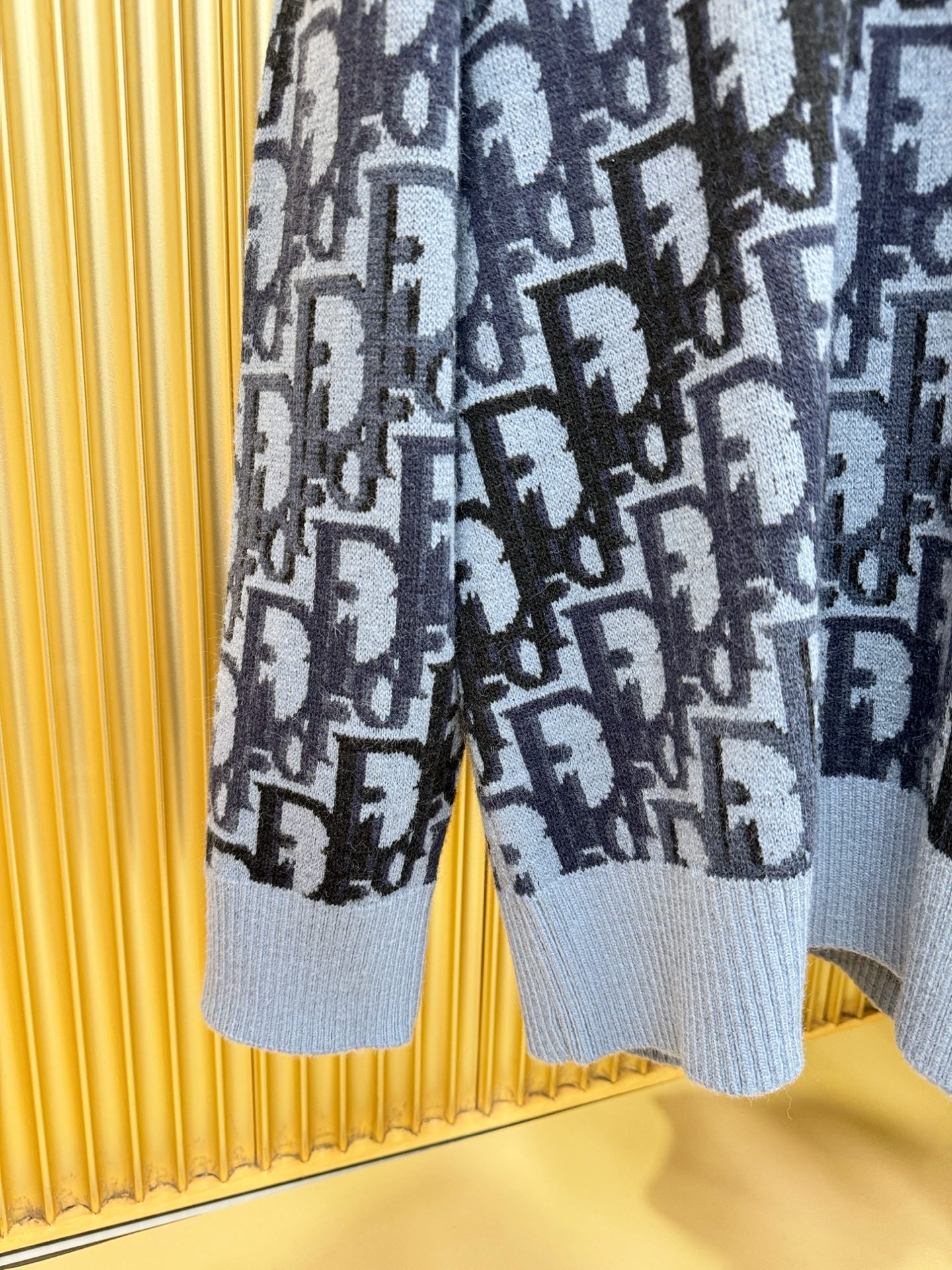 顶级版Dior迪奥 专柜同步 冬季新款羊毛衫（绵羊毛100%）甄选客供进口100％绵羊毛材质！面料手感偏