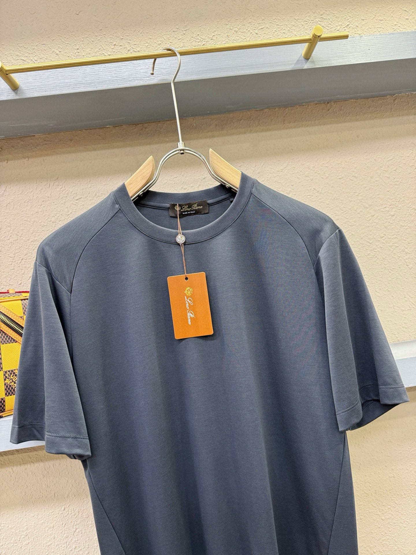 Loro Piana诺悠翩雅 顶级品质 款新品短袖！面料精选，莱赛尔+苏匹马+Coolmax三层织造，手