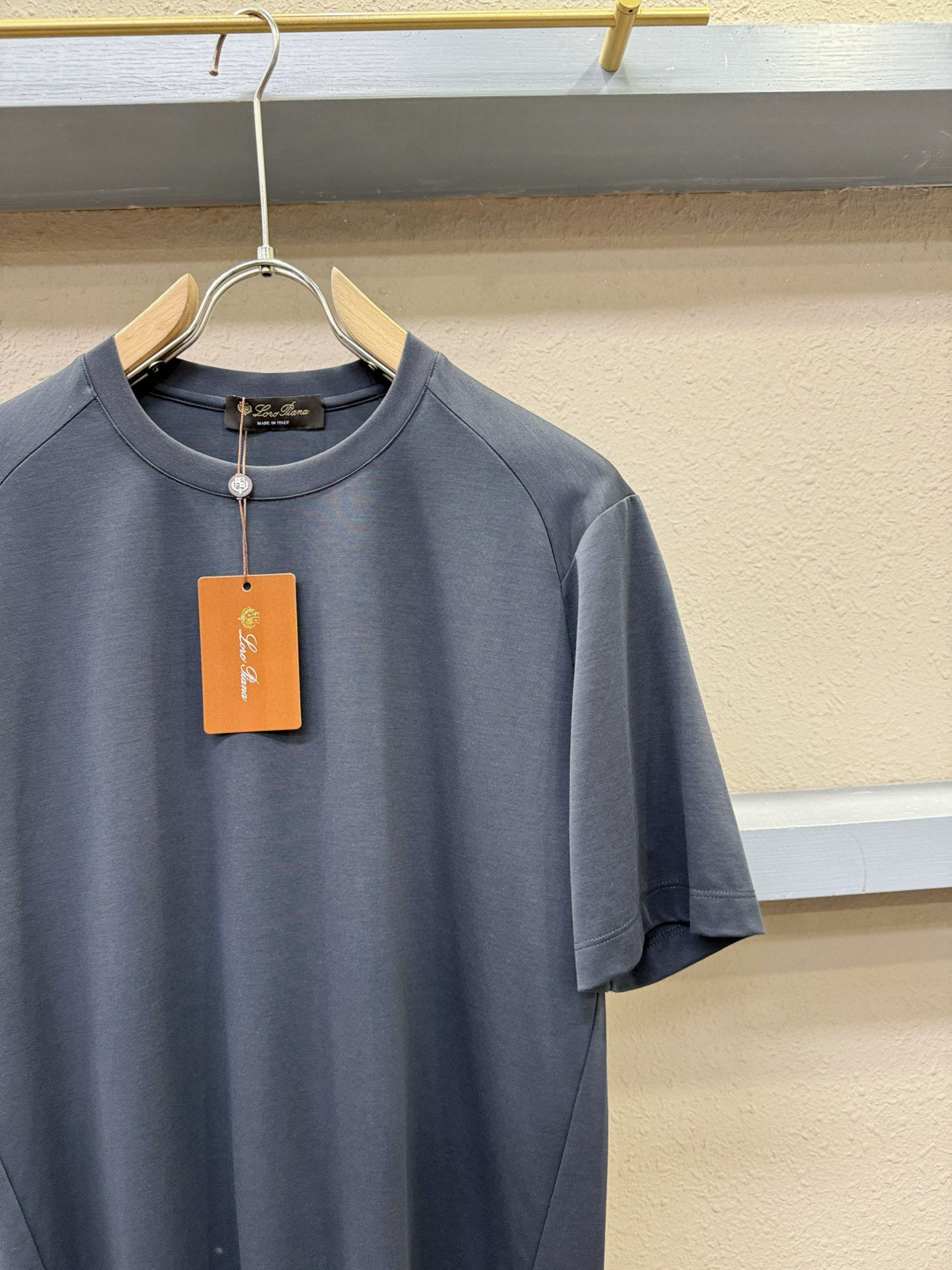 Loro Piana诺悠翩雅 顶级品质 款新品短袖！面料精选，莱赛尔+苏匹马+Coolmax三层织造，手