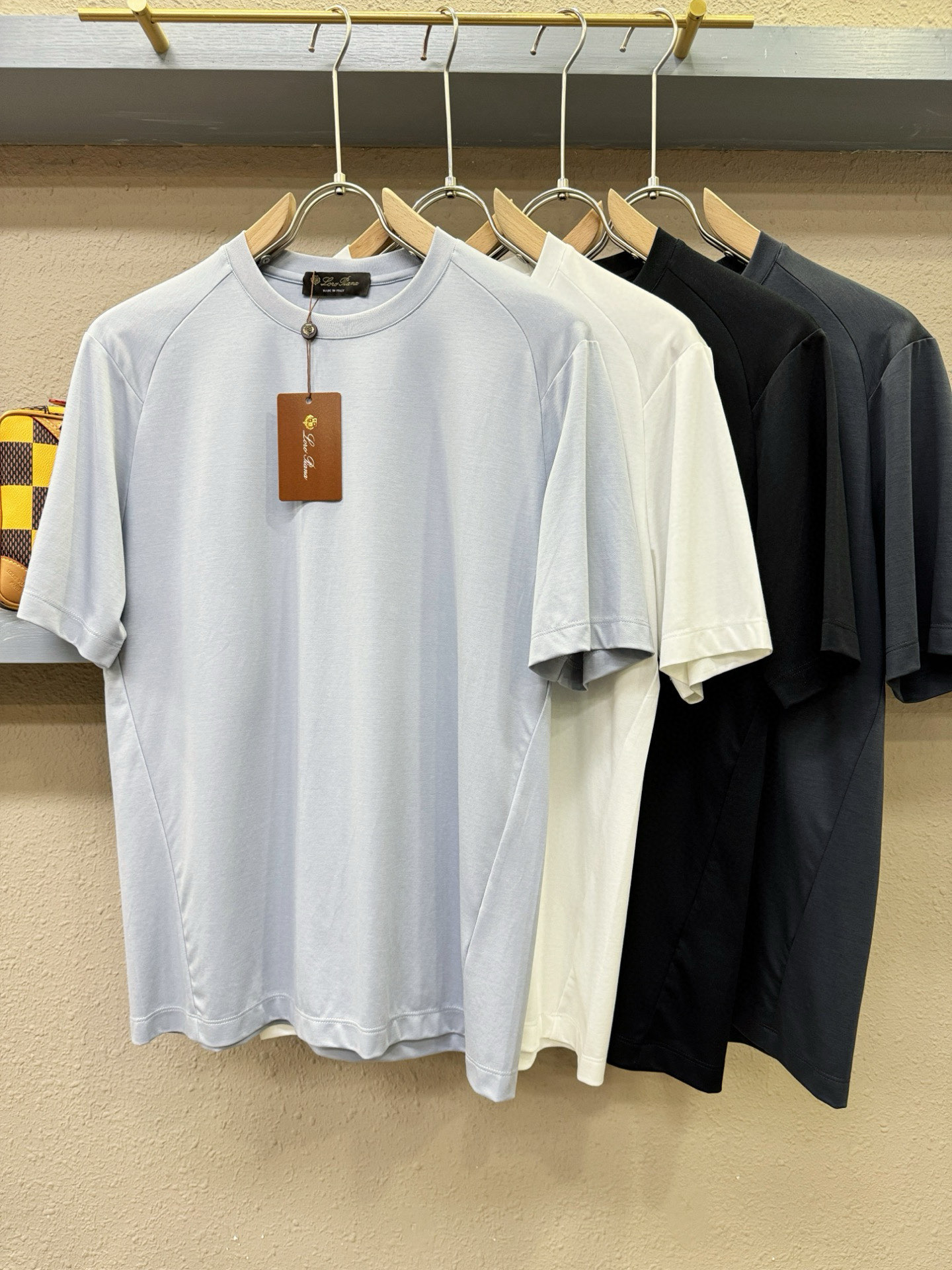 Loro Piana诺悠翩雅 顶级品质 款新品短袖！面料精选，莱赛尔+苏匹马+Coolmax三层织造，手