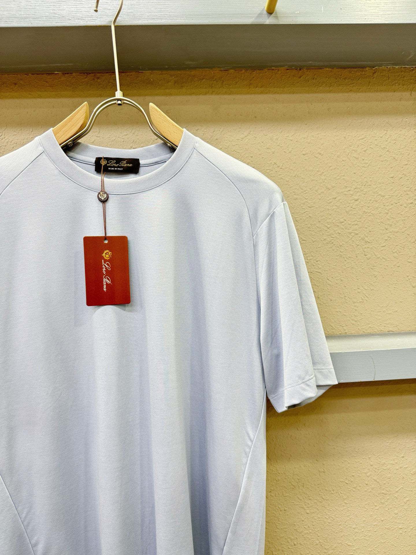 Loro Piana诺悠翩雅 顶级品质 款新品短袖！面料精选，莱赛尔+苏匹马+Coolmax三层织造，手