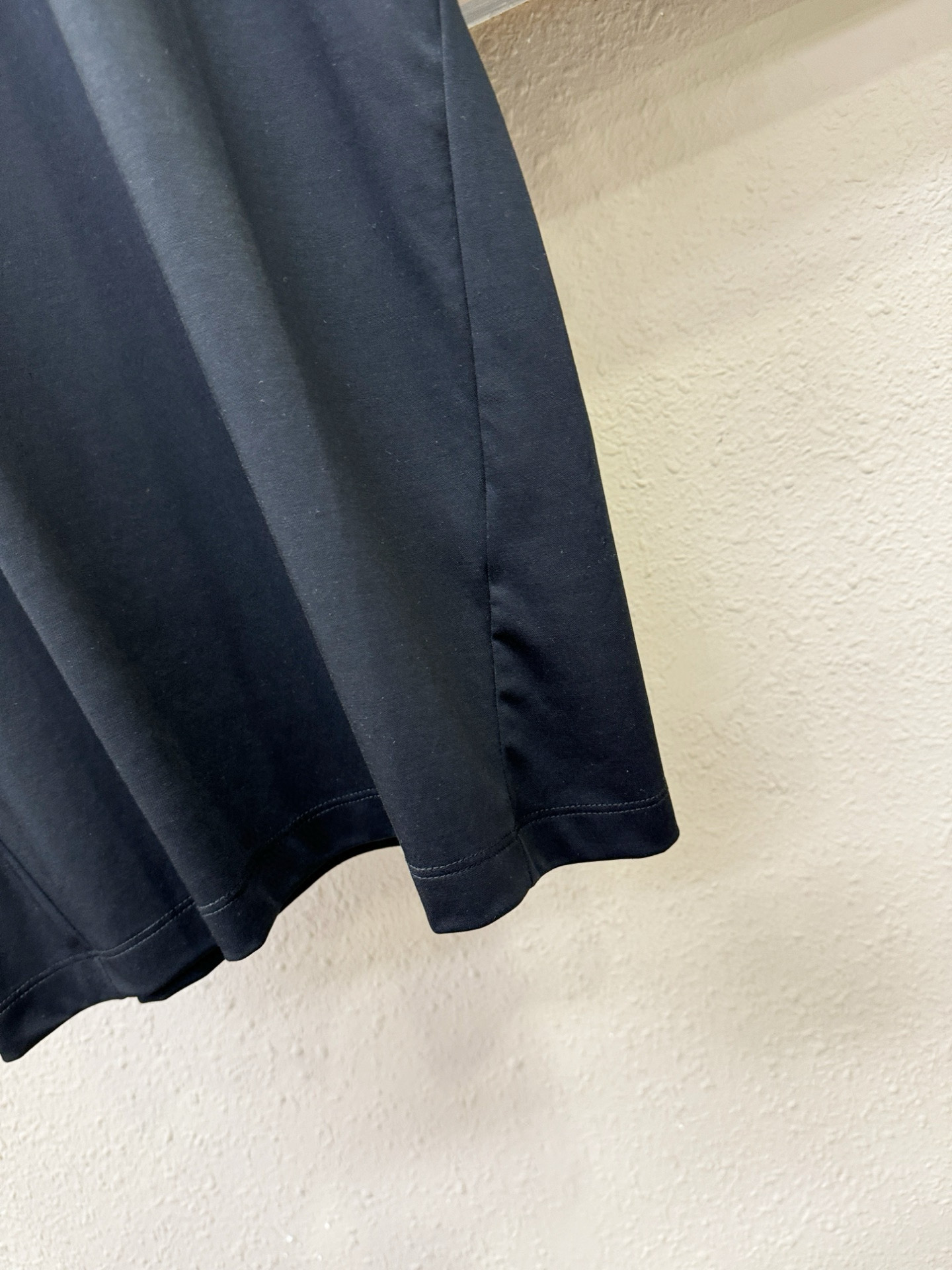 Loro Piana诺悠翩雅 顶级品质 款新品短袖！面料精选，莱赛尔+苏匹马+Coolmax三层织造，手