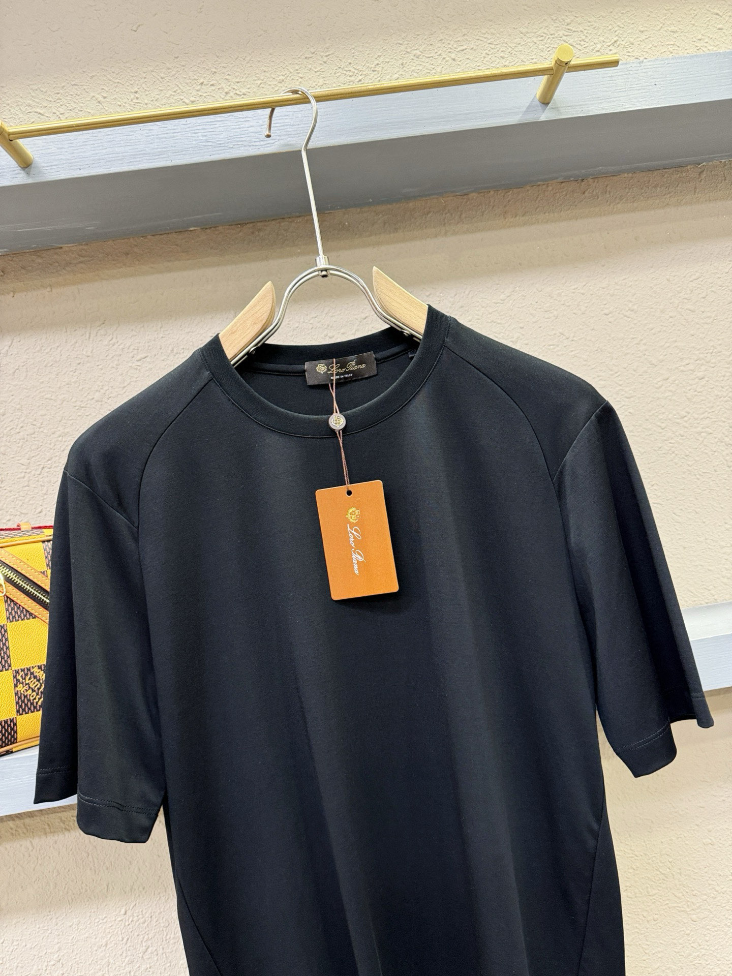 Loro Piana诺悠翩雅 顶级品质 款新品短袖！面料精选，莱赛尔+苏匹马+Coolmax三层织造，手