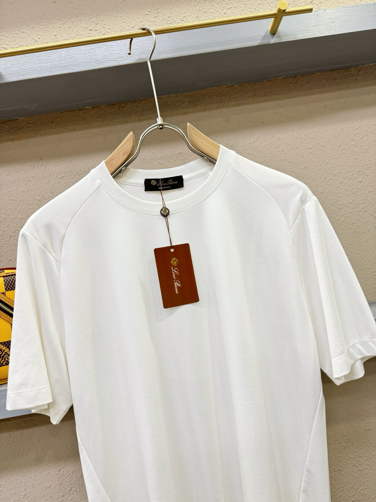 Loro Piana诺悠翩雅 顶级品质 款新品短袖！面料精选，莱赛尔+苏匹马+Coolmax三层织造，手