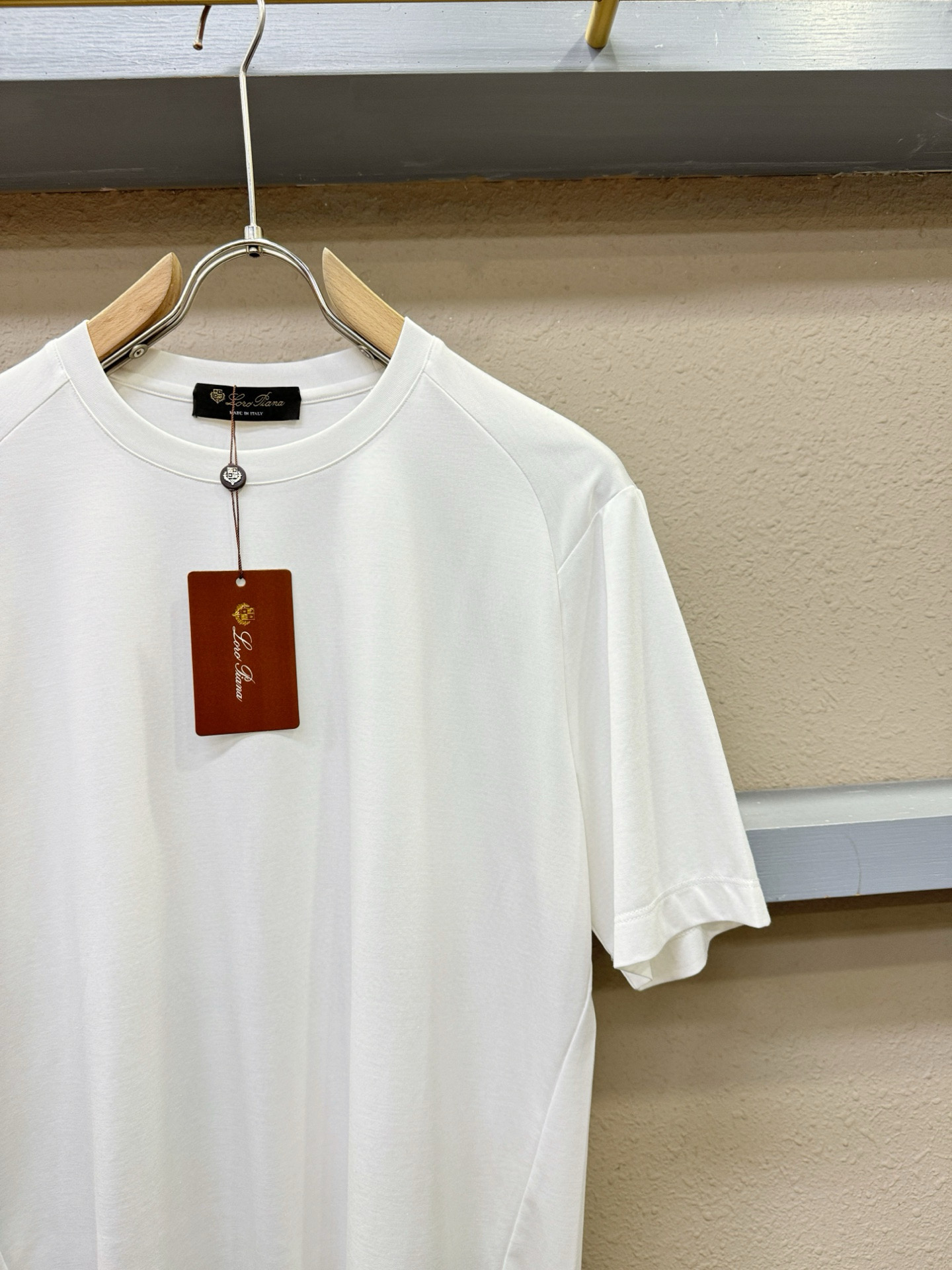 Loro Piana诺悠翩雅 顶级品质 款新品短袖！面料精选，莱赛尔+苏匹马+Coolmax三层织造，手