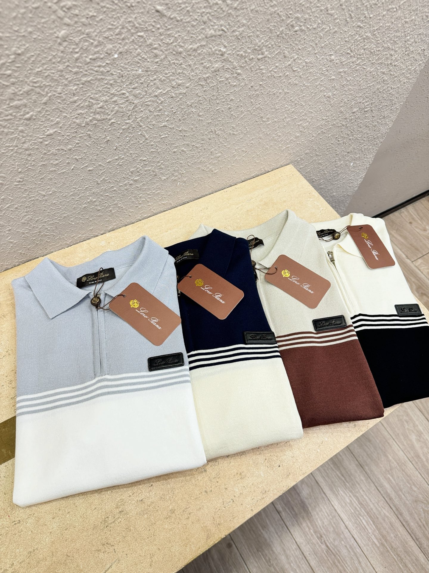 Loro Piana诺悠翩雅 2026春夏新品针织短袖，进口针织面料，手感柔软。顶级进口私货，时尚设计潮