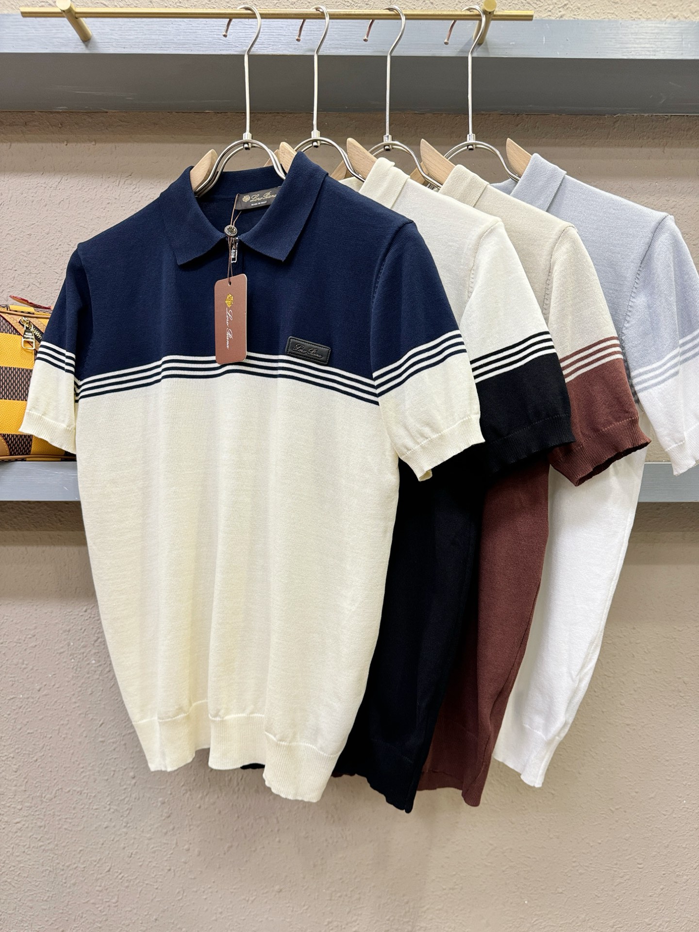 Loro Piana诺悠翩雅 2026春夏新品针织短袖，进口针织面料，手感柔软。顶级进口私货，时尚设计潮